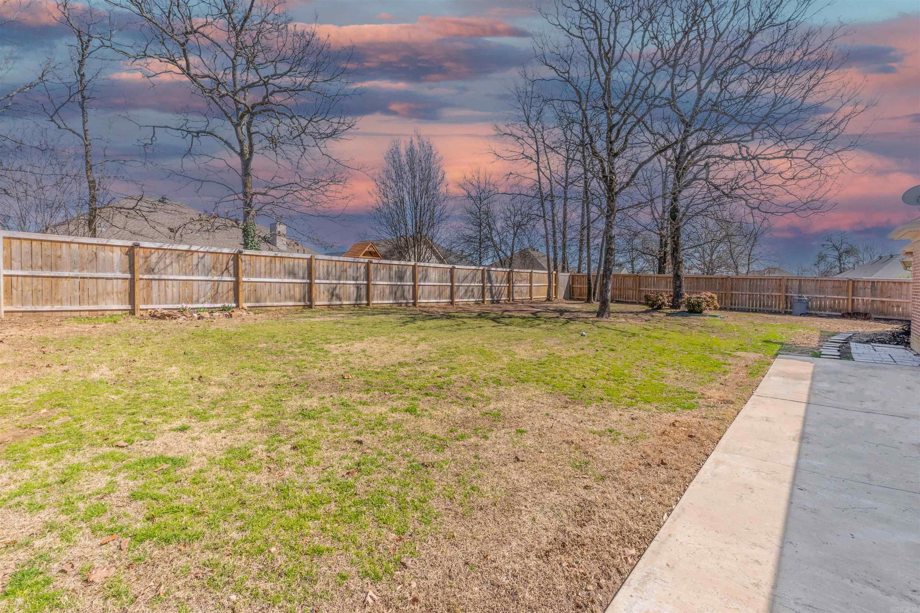7136 E Ridge  Sherwood, AR