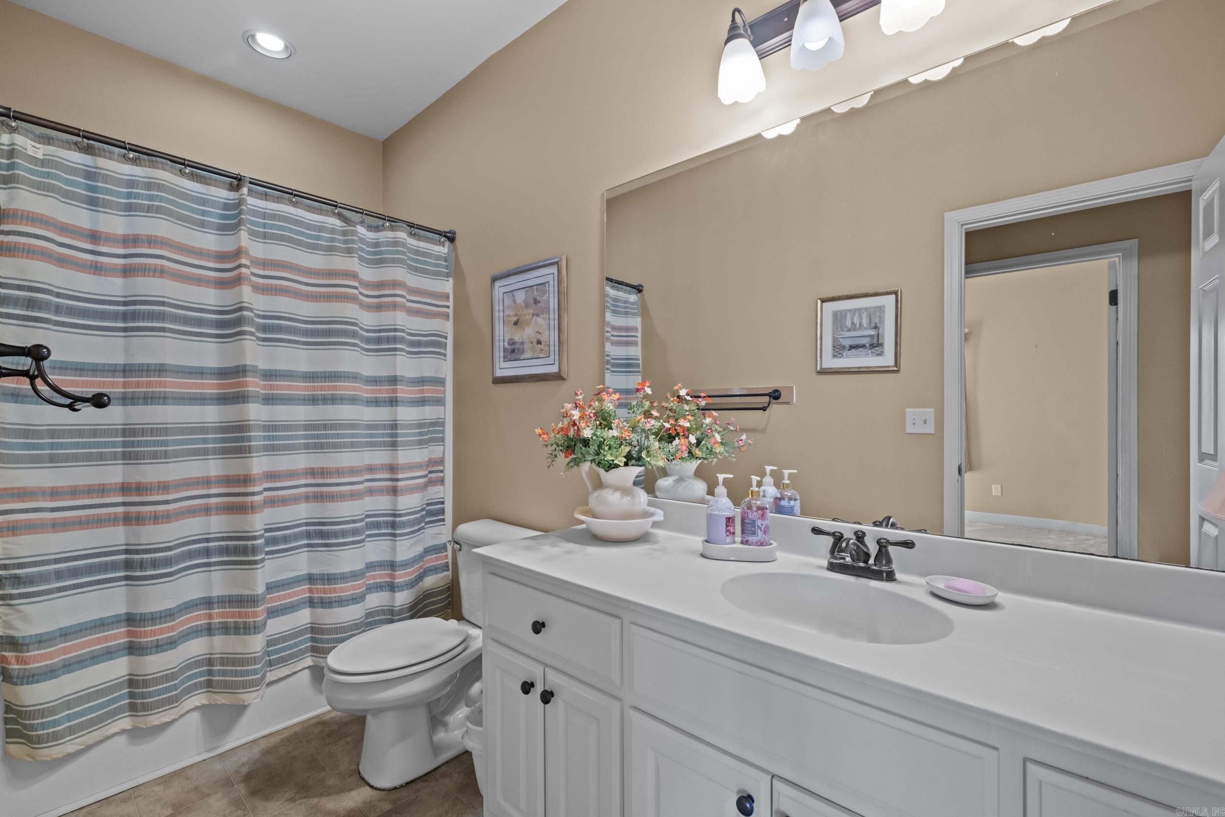 916  Greystone  Cabot, AR