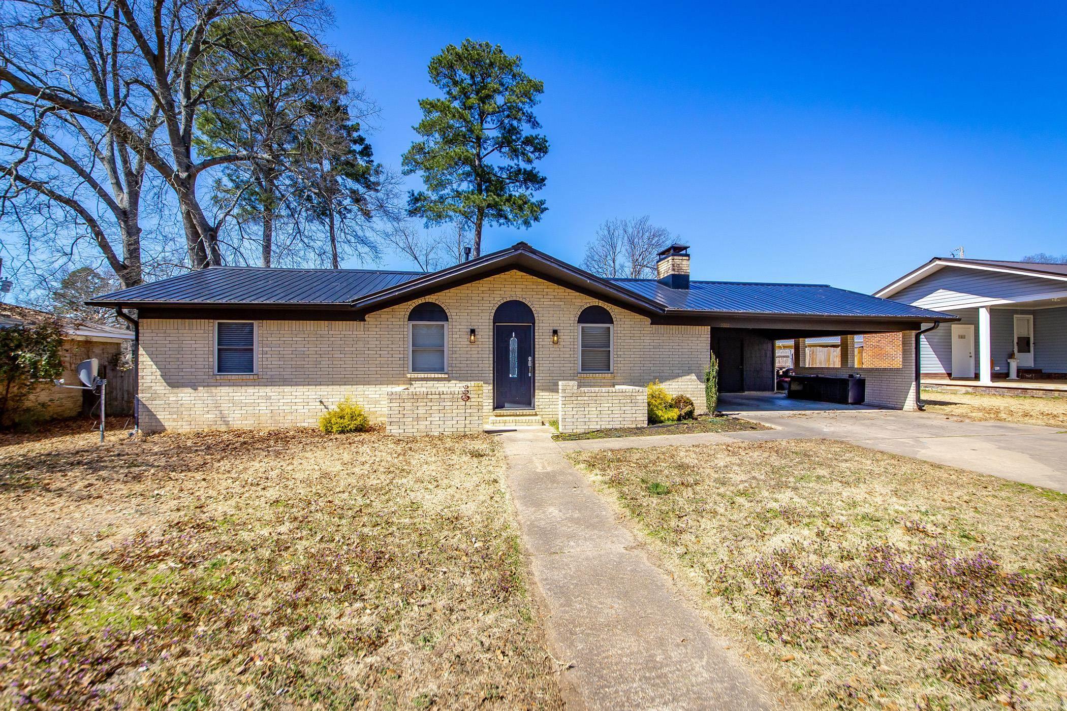 2322  Southgate  Malvern, AR