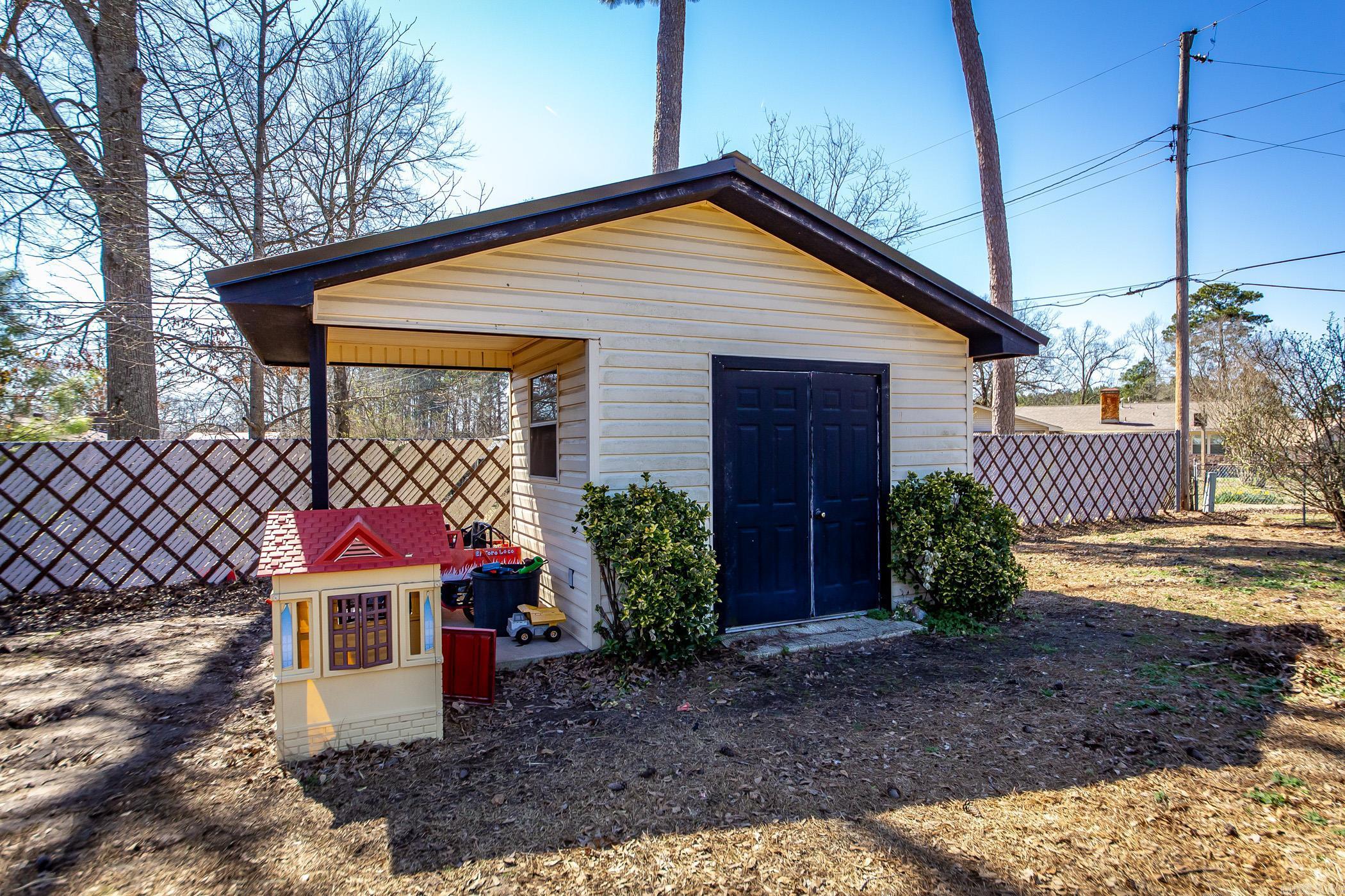 2322  Southgate  Malvern, AR