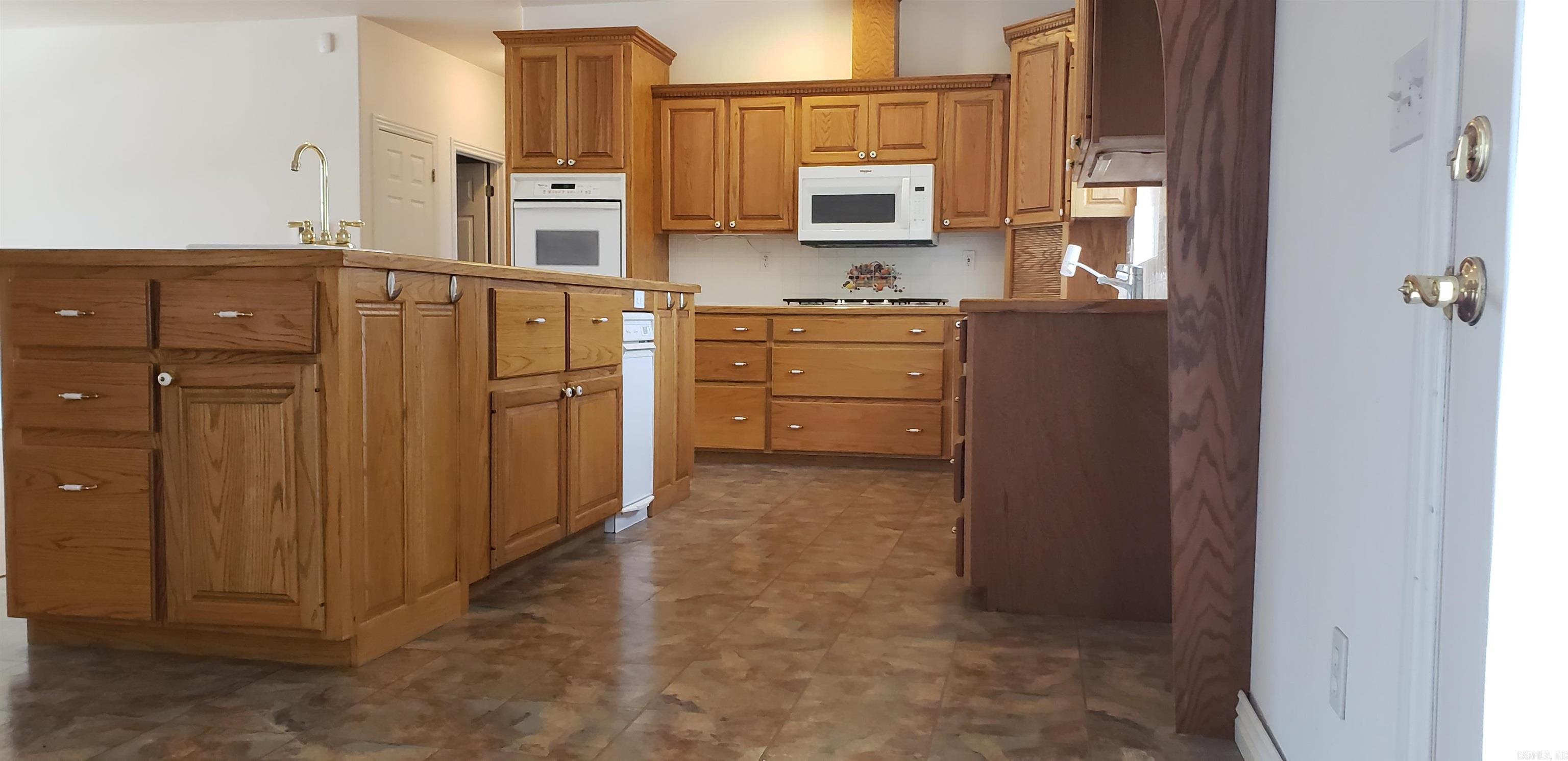 142  Lakeside Ln  Mena, AR
