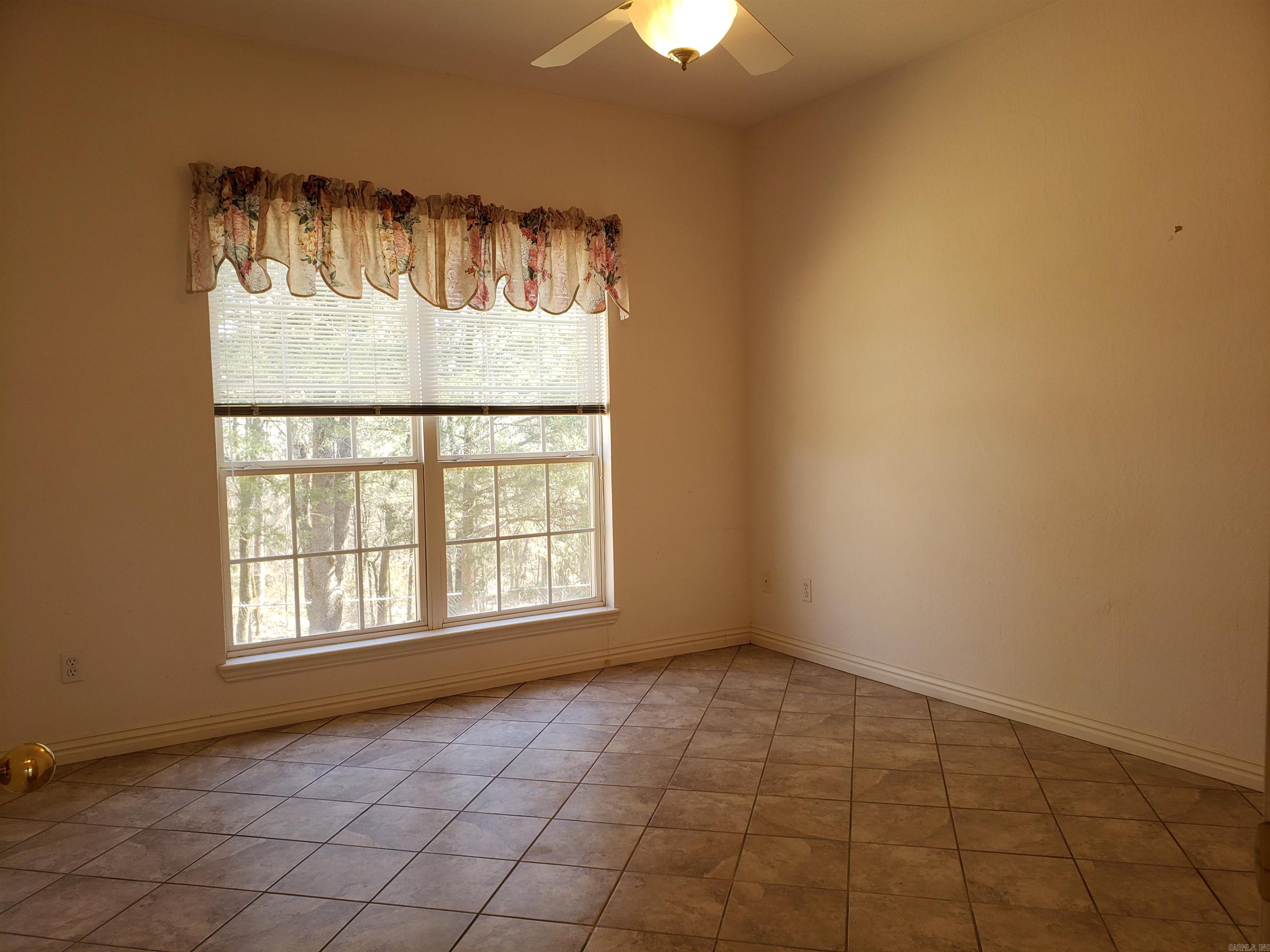 142  Lakeside Ln  Mena, AR