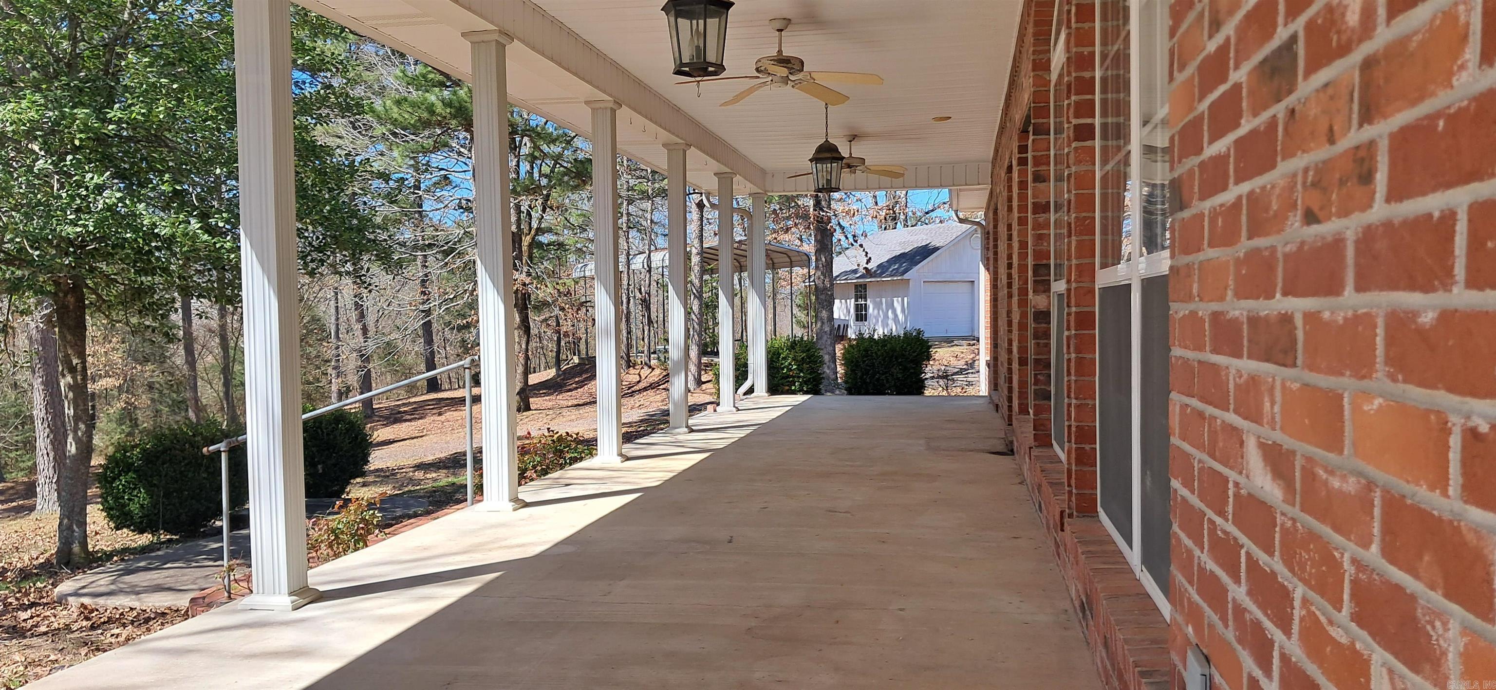 142  Lakeside Ln  Mena, AR