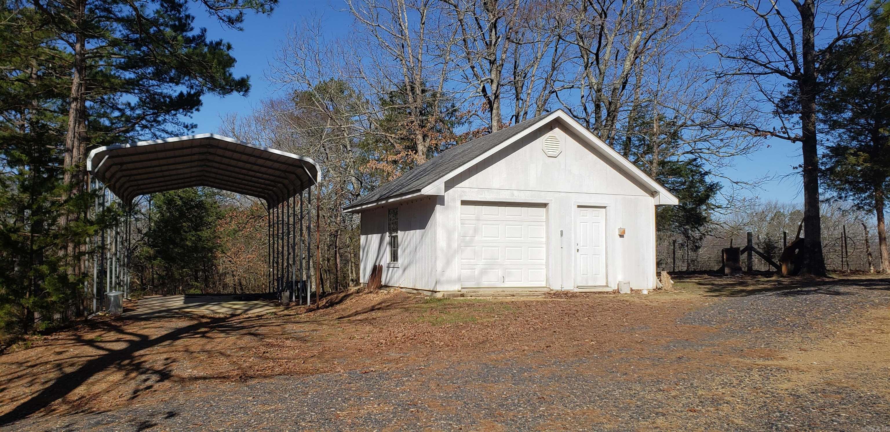 142  Lakeside Ln  Mena, AR