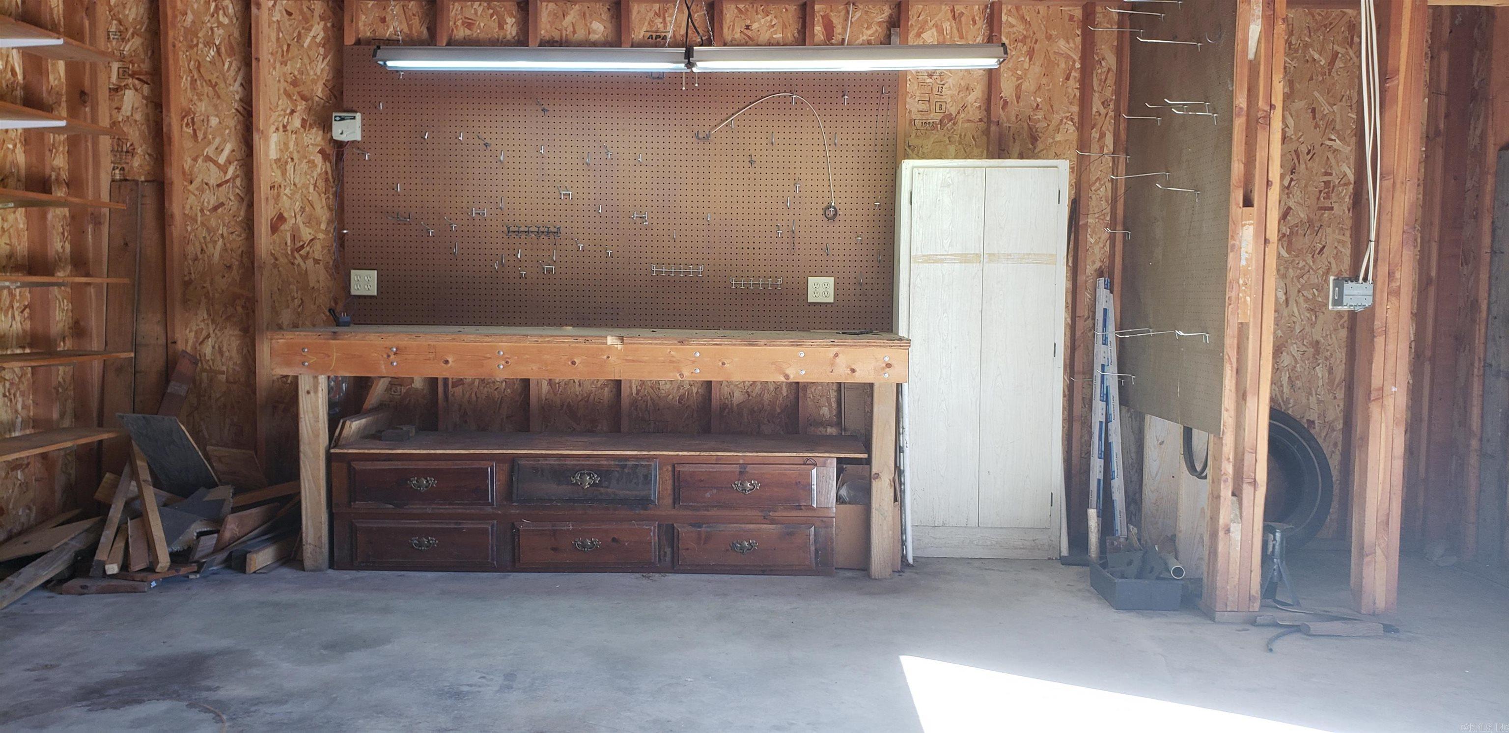 142  Lakeside Ln  Mena, AR