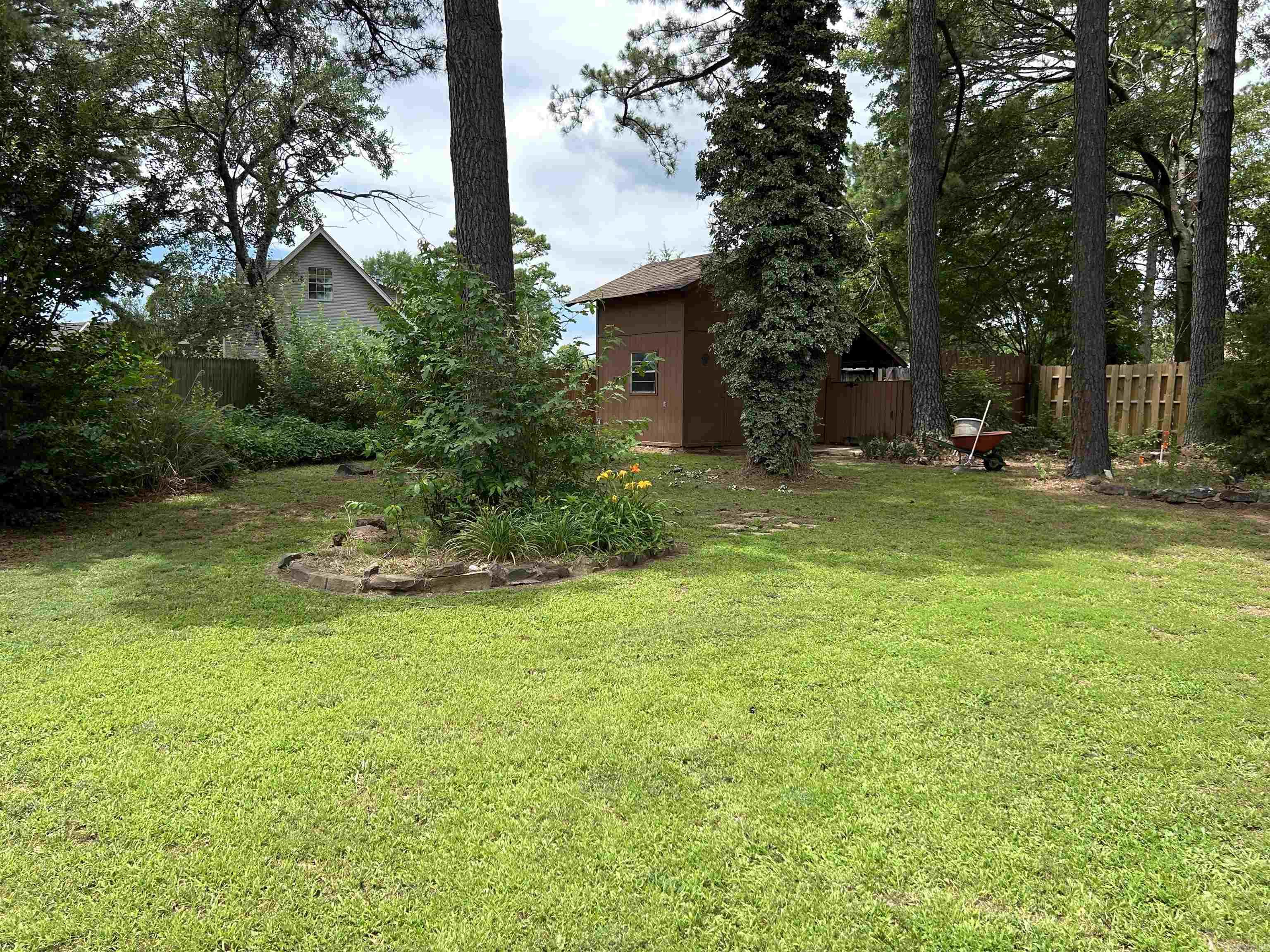 617  EDINBURGH  Jacksonville, AR