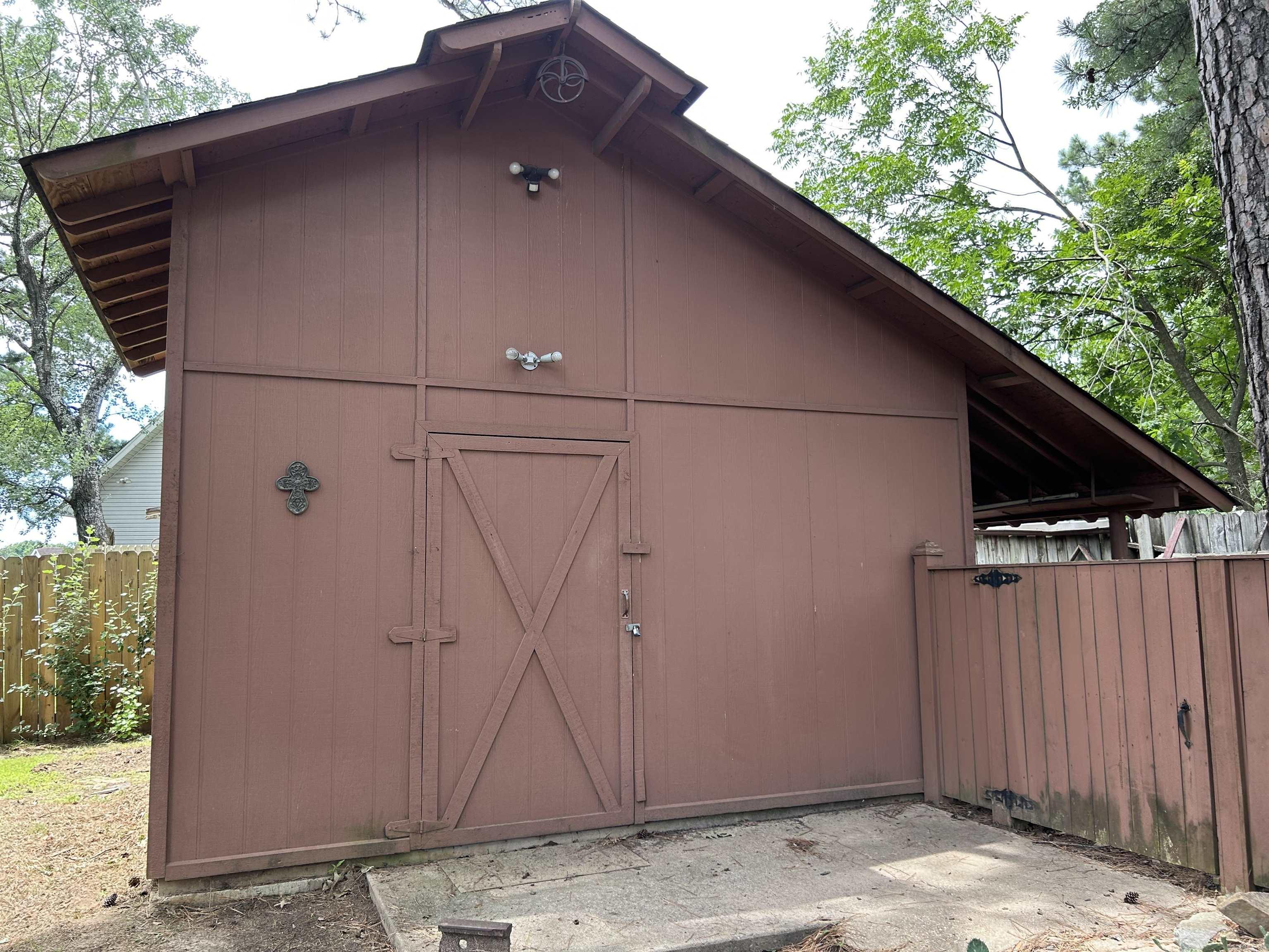 617  EDINBURGH  Jacksonville, AR