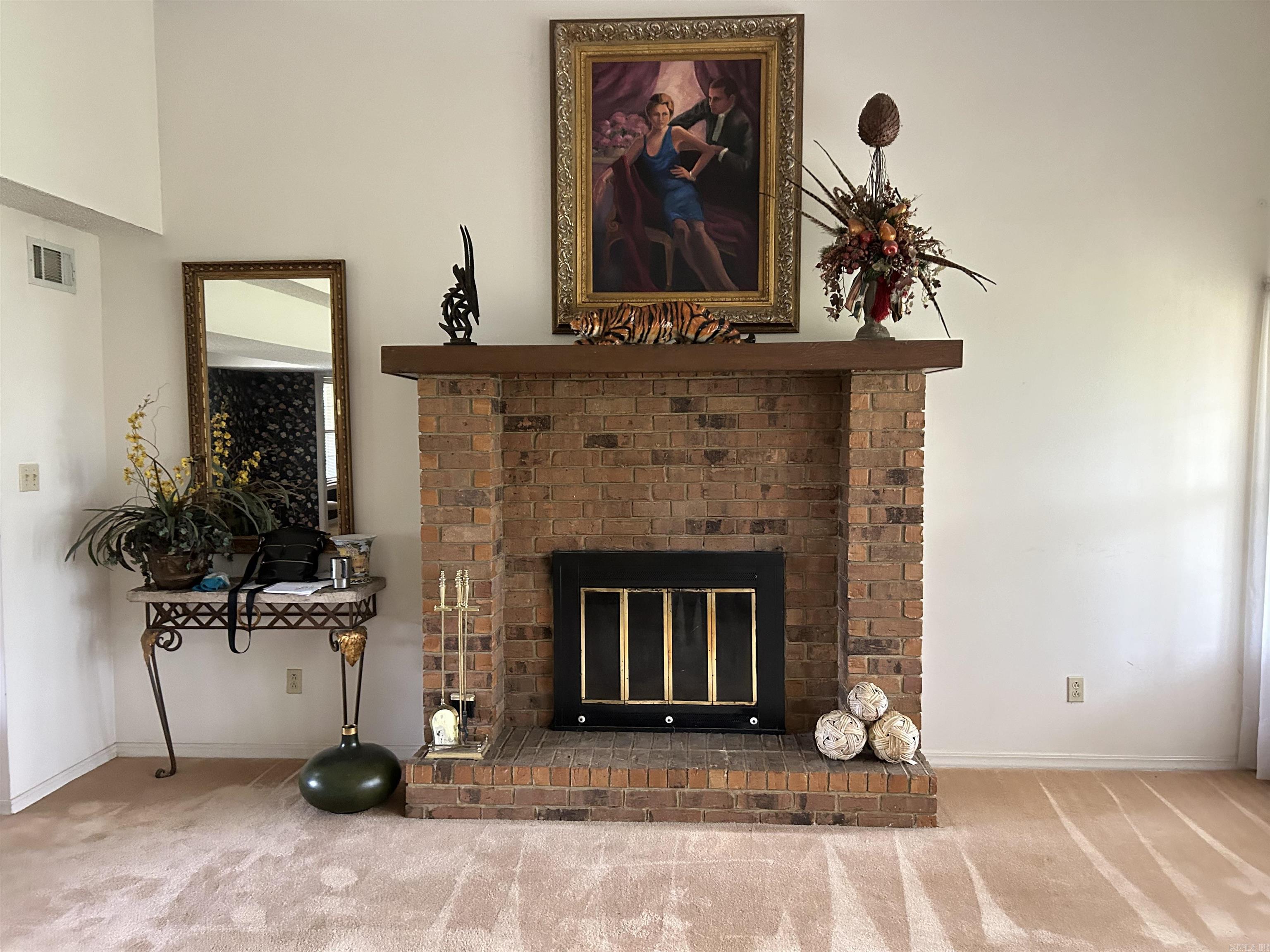 617  EDINBURGH  Jacksonville, AR