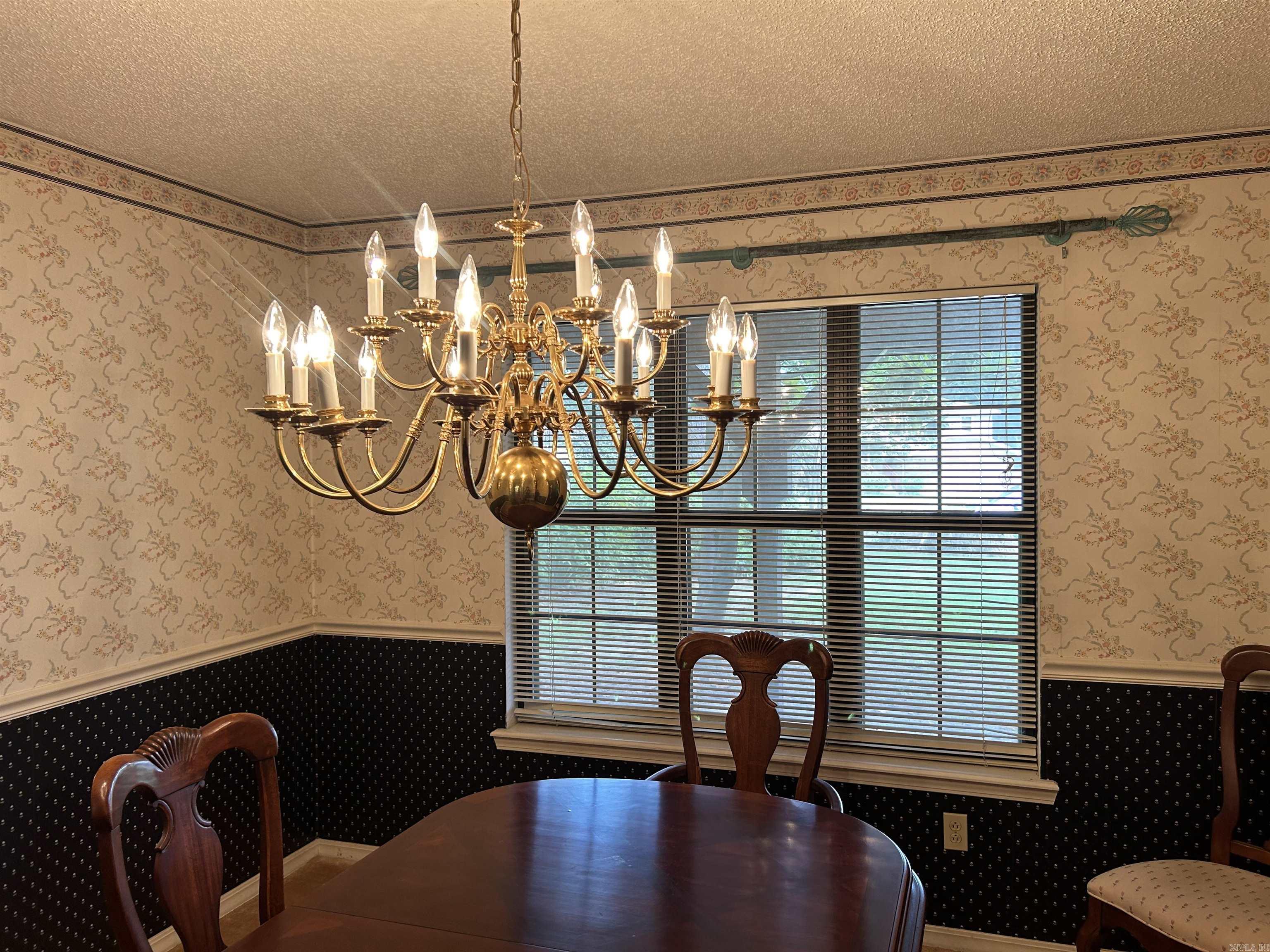 617  EDINBURGH  Jacksonville, AR