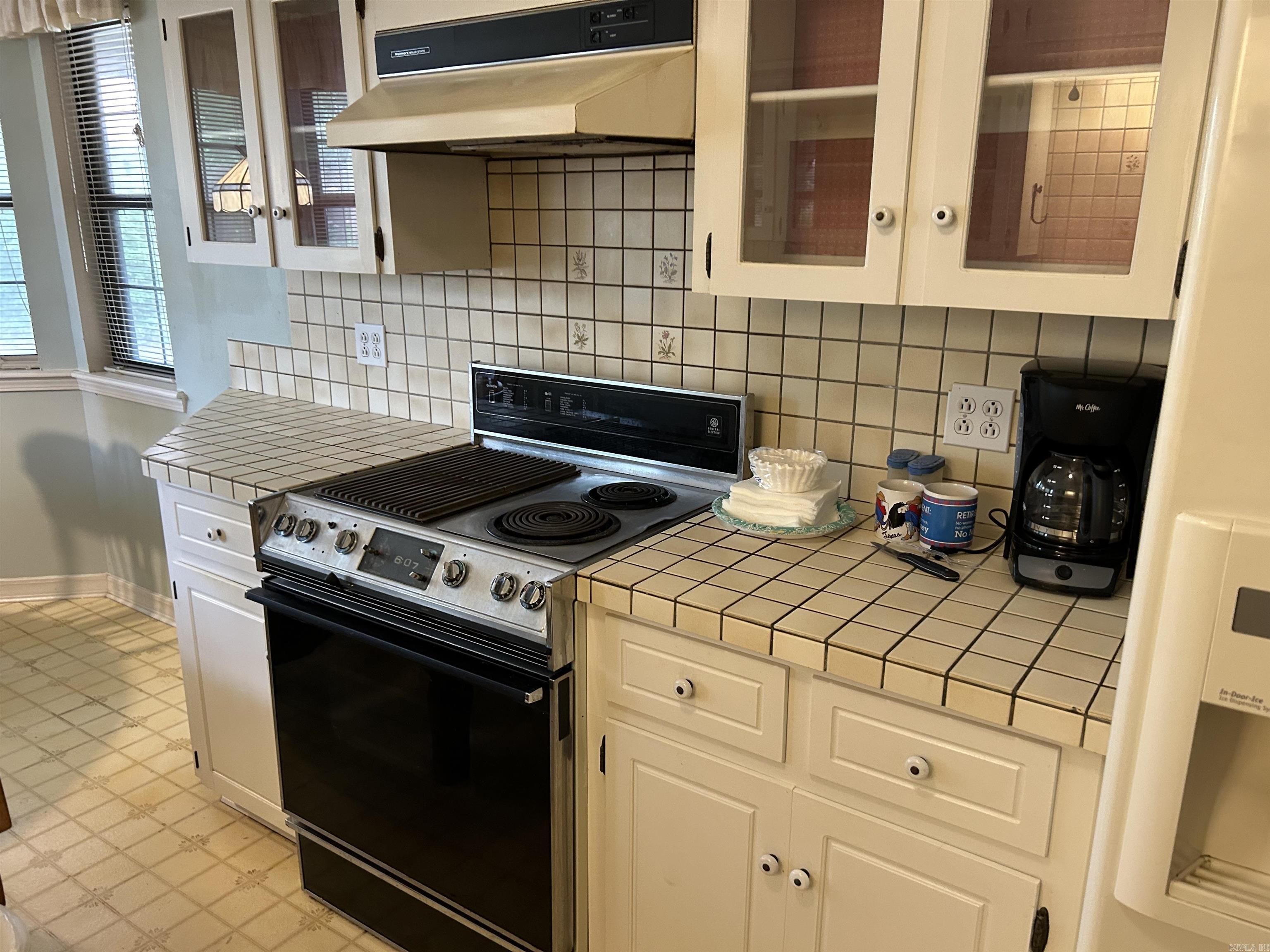 617  EDINBURGH  Jacksonville, AR