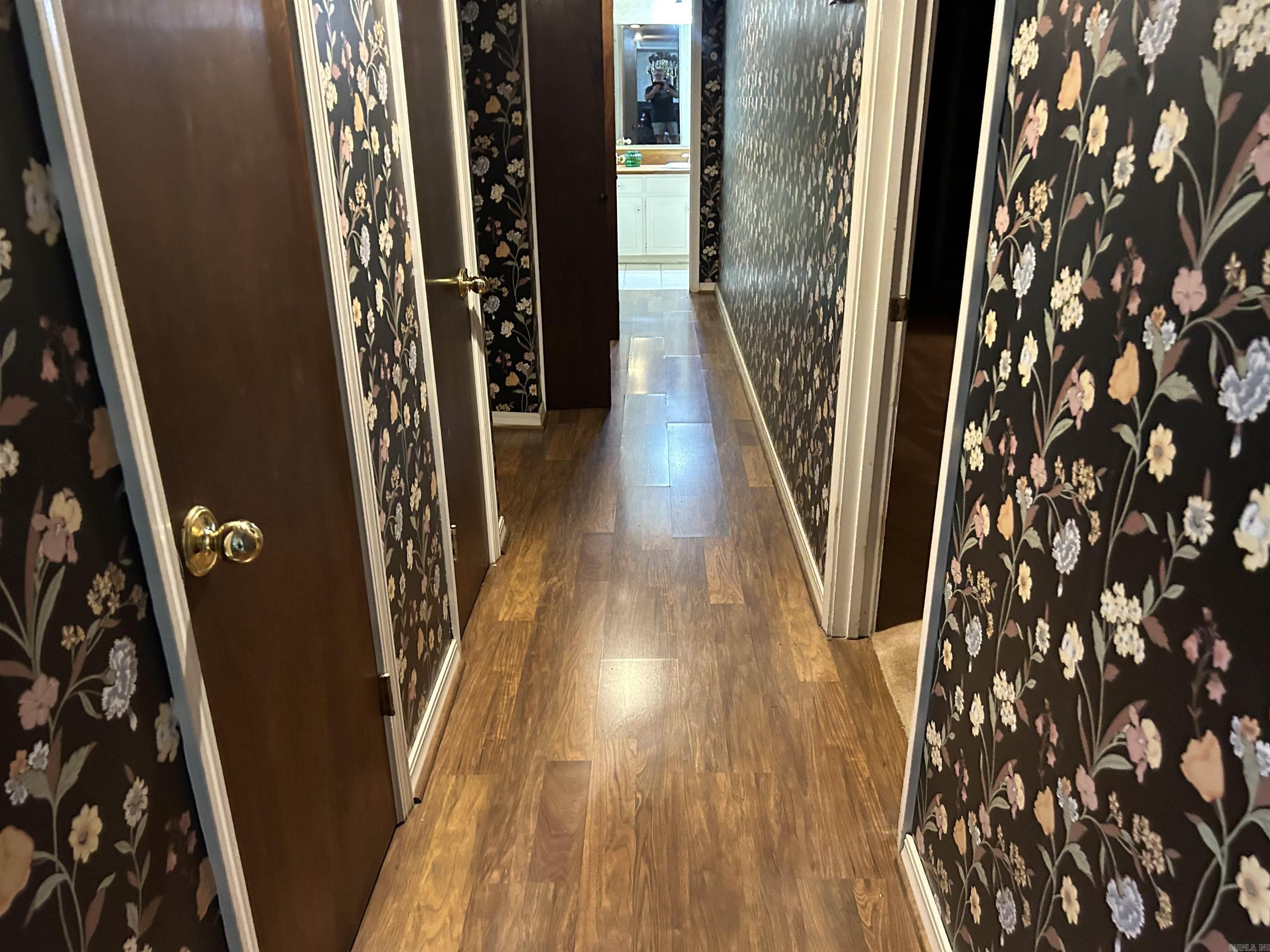 617  EDINBURGH  Jacksonville, AR
