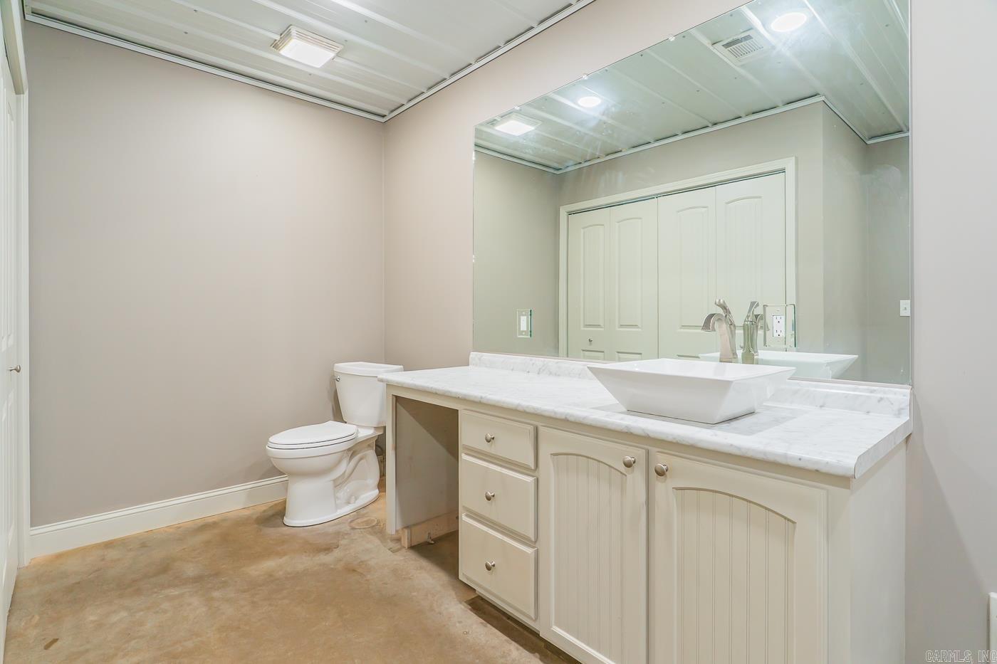 11  Brookside Ct  Ash Flat, AR