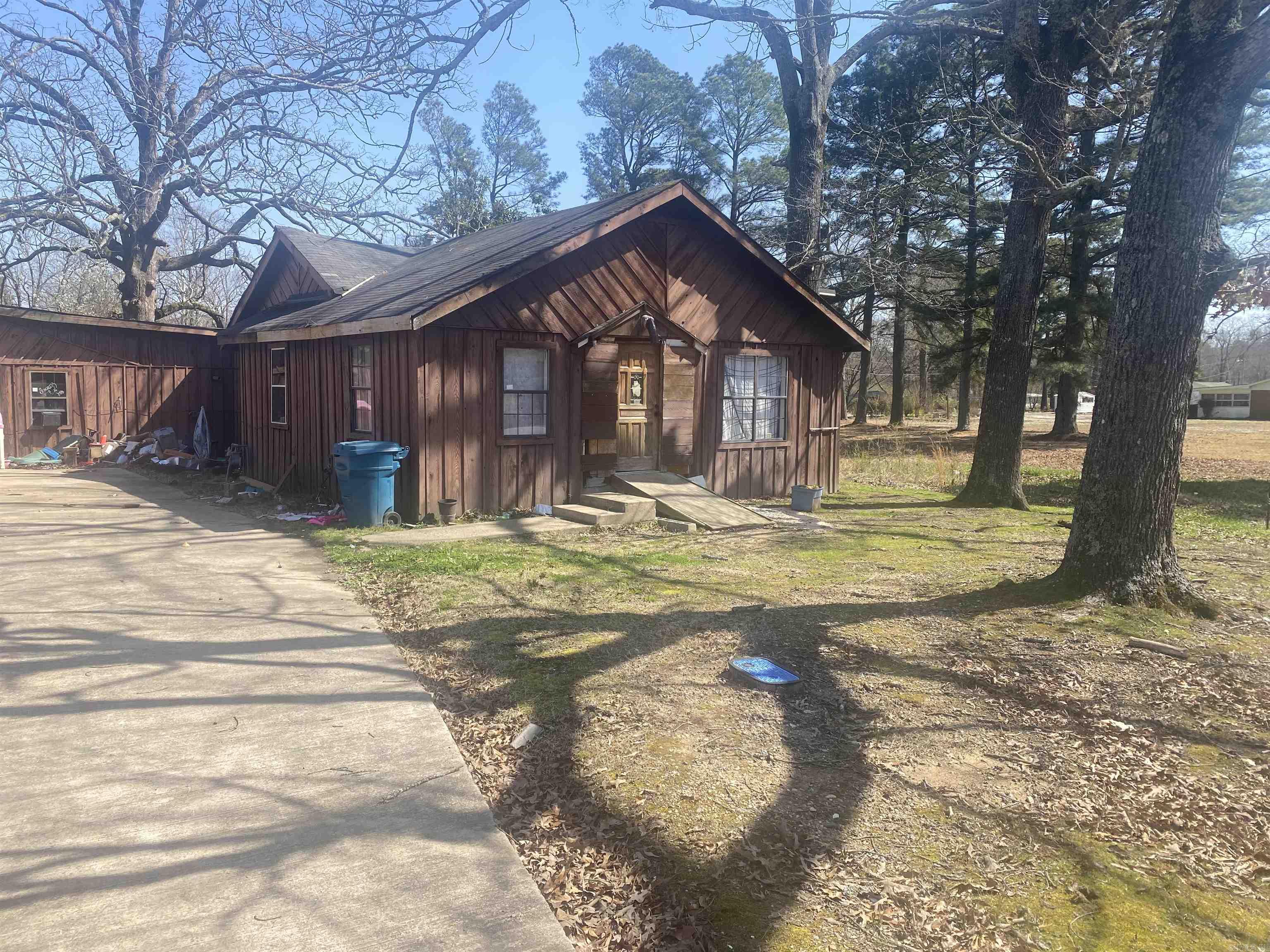 105  Edwards  White Hall, AR
