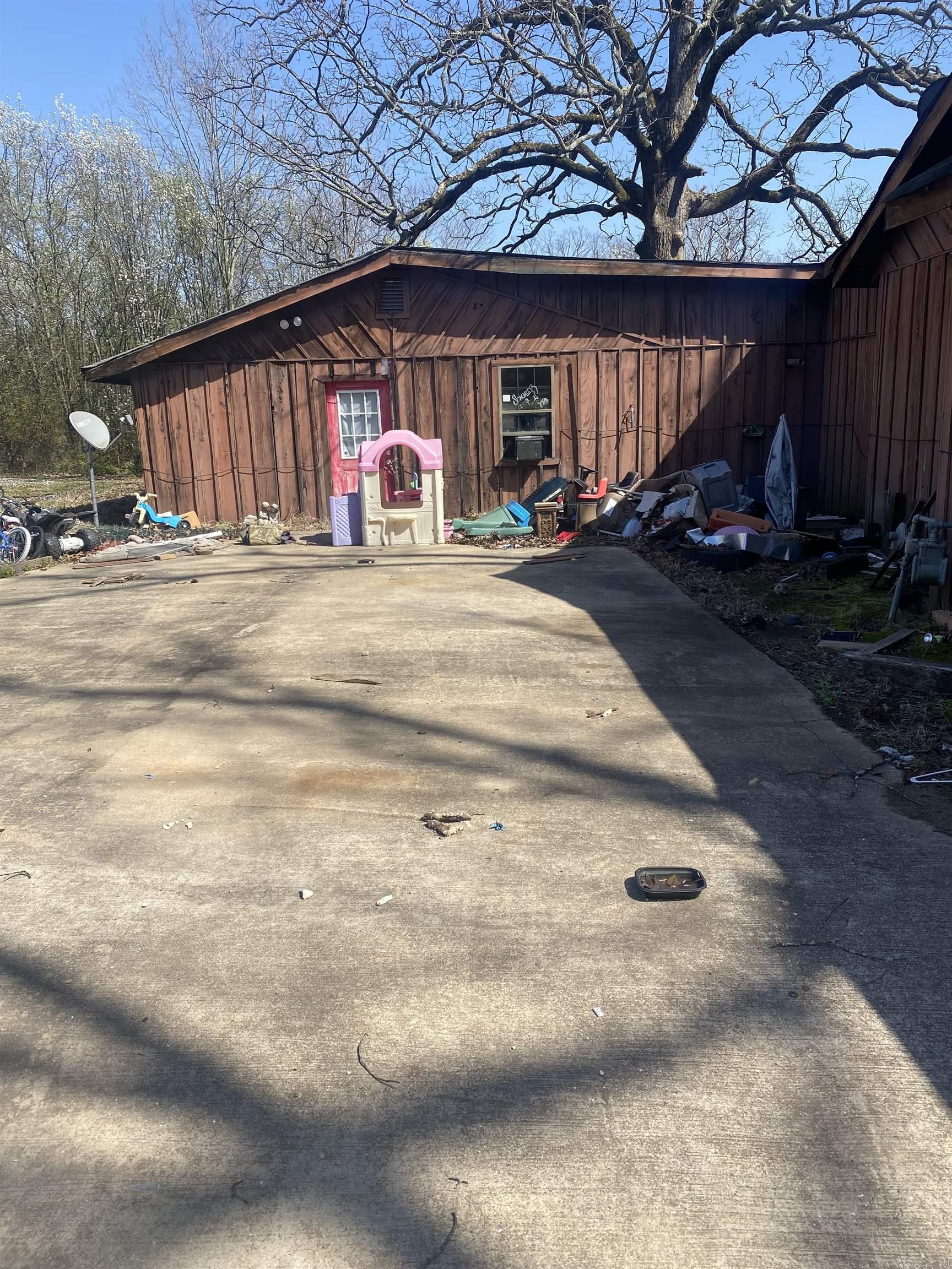 105  Edwards  White Hall, AR