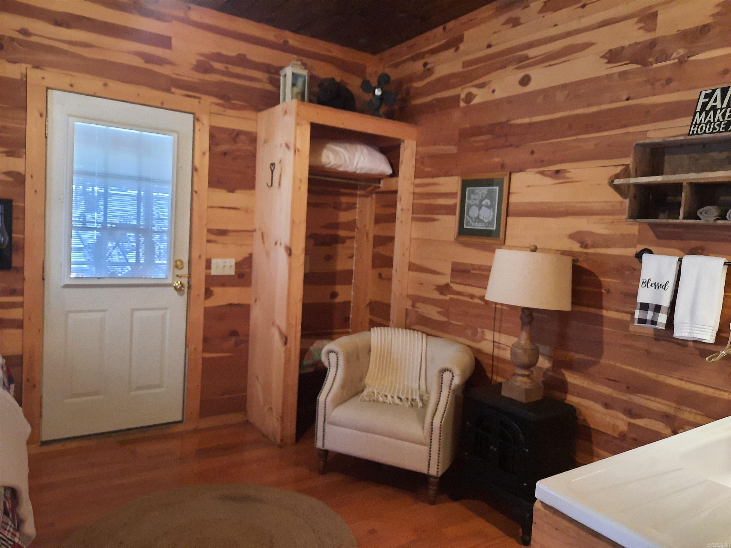 406  Cedar  Mountain View, AR