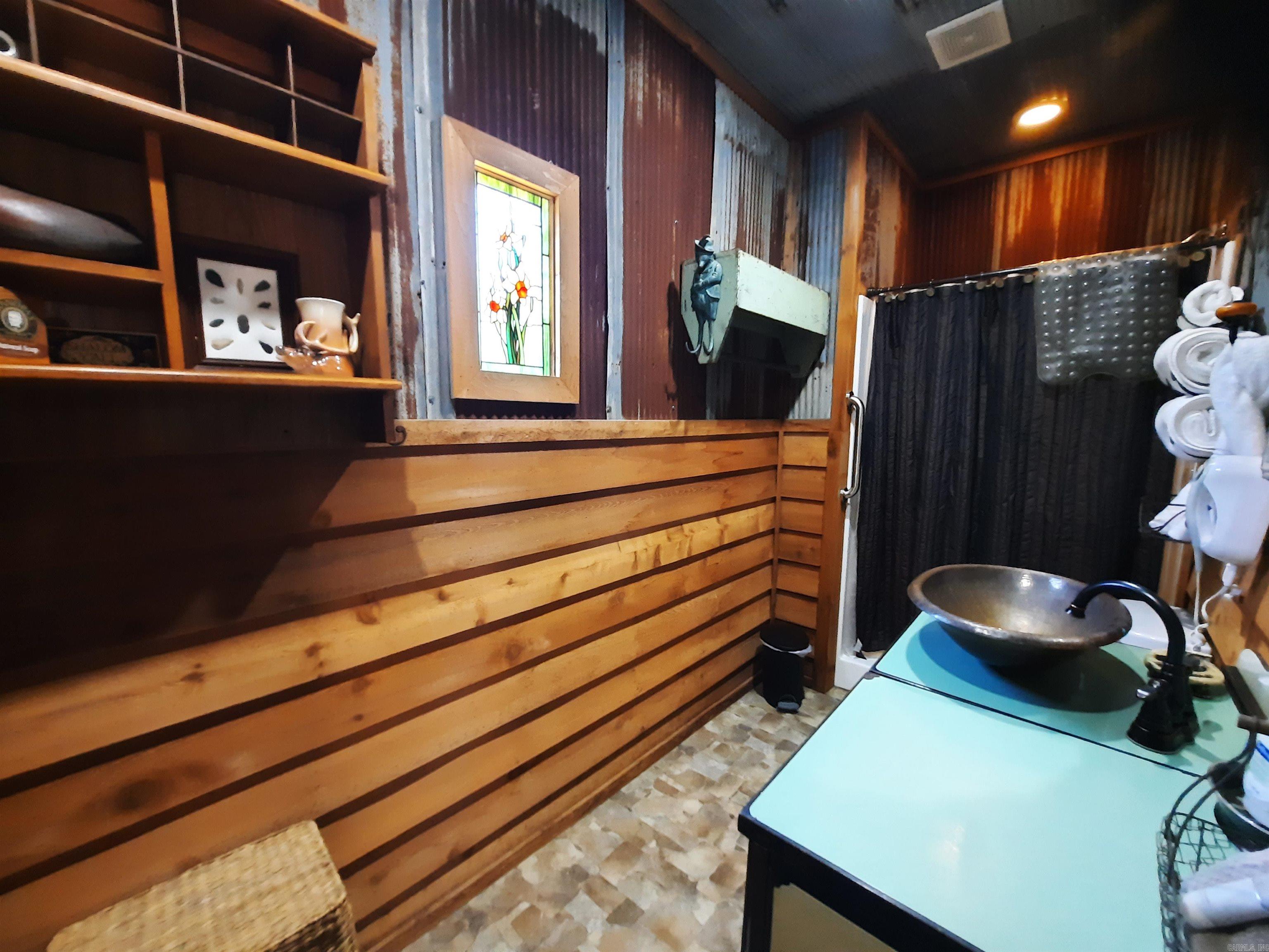 406  Cedar  Mountain View, AR
