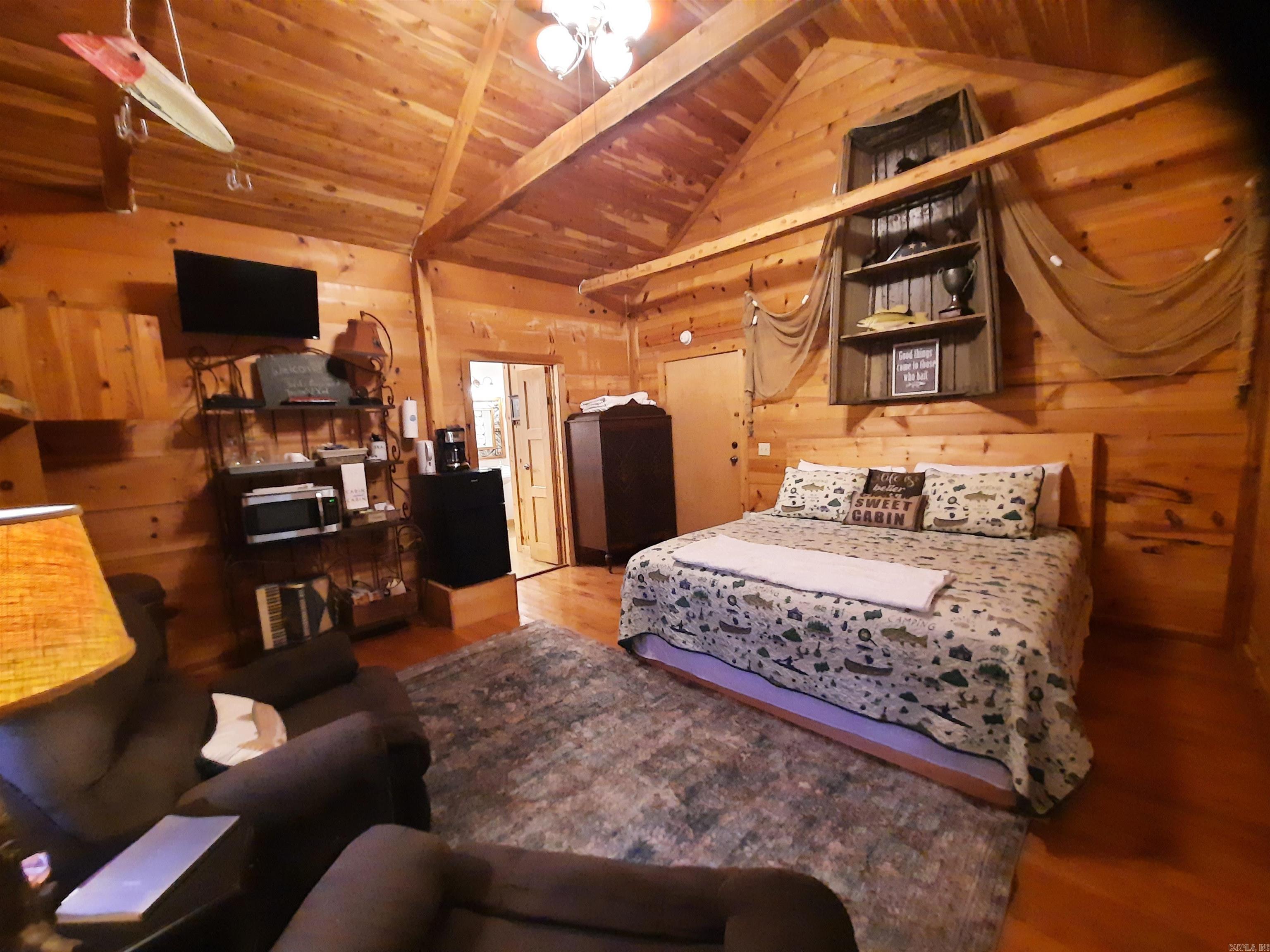 406  Cedar  Mountain View, AR