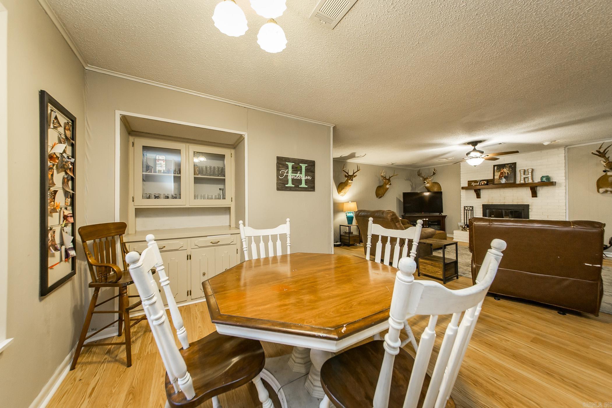 102  Walnut  England, AR
