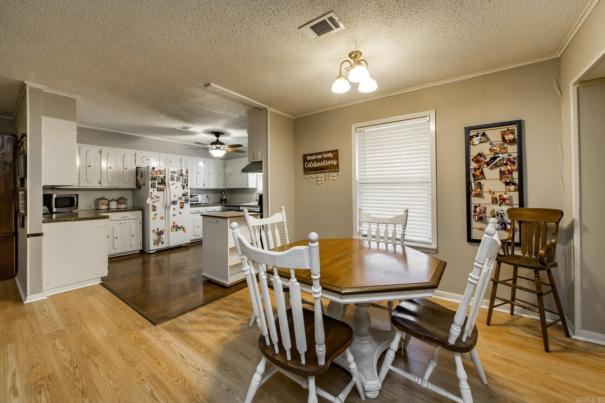 102  Walnut  England, AR