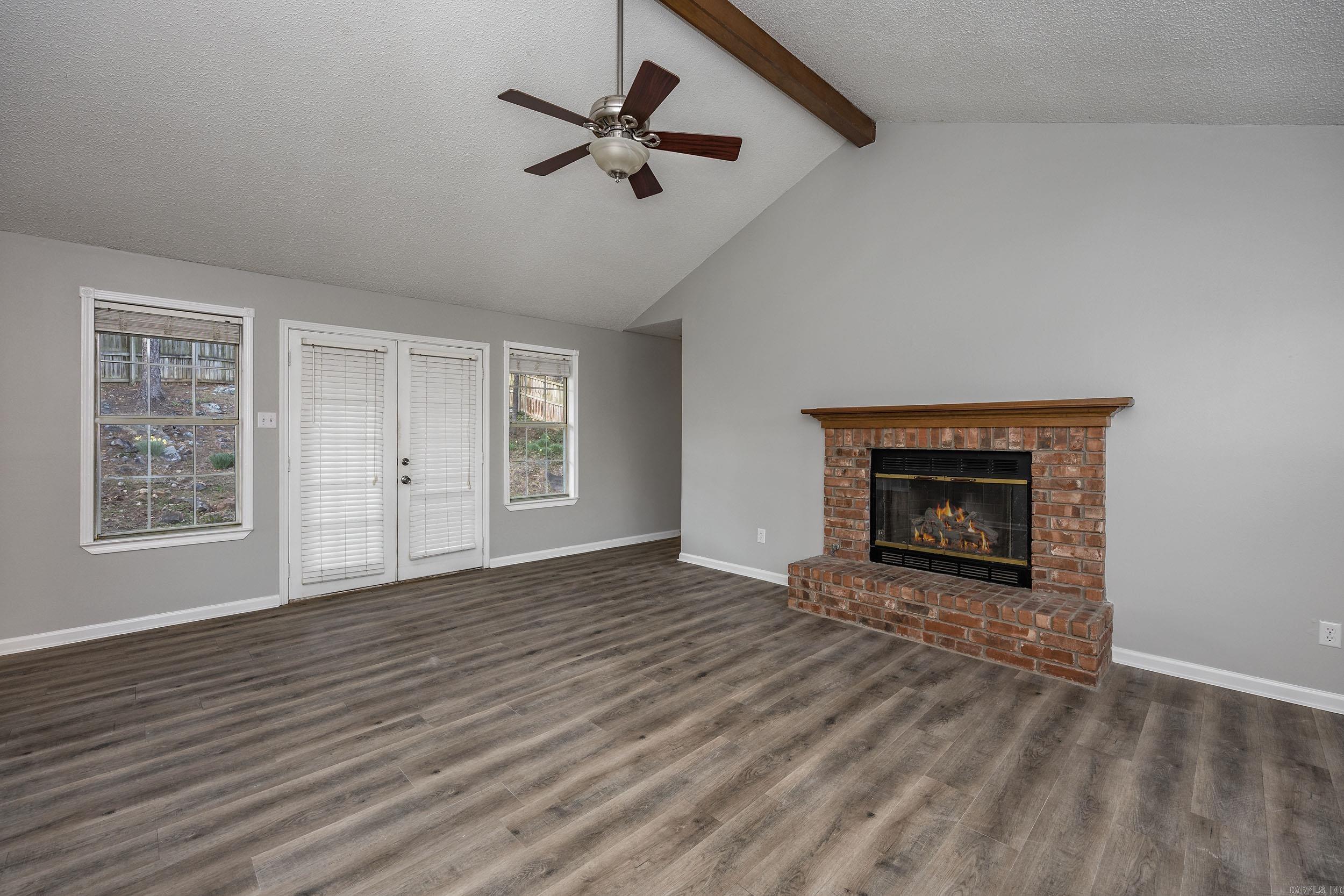 40  Vantage  Maumelle, AR