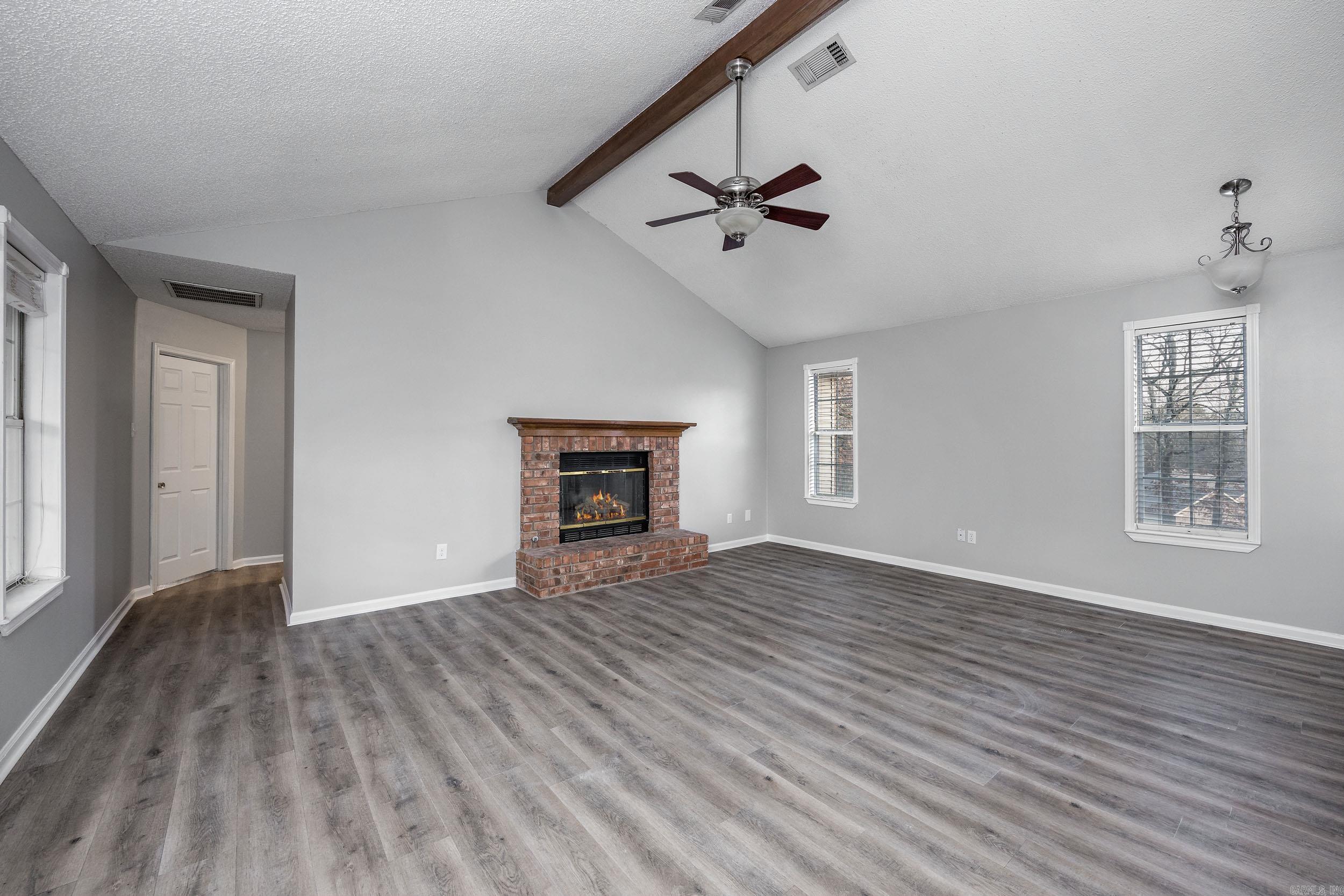 40  Vantage  Maumelle, AR