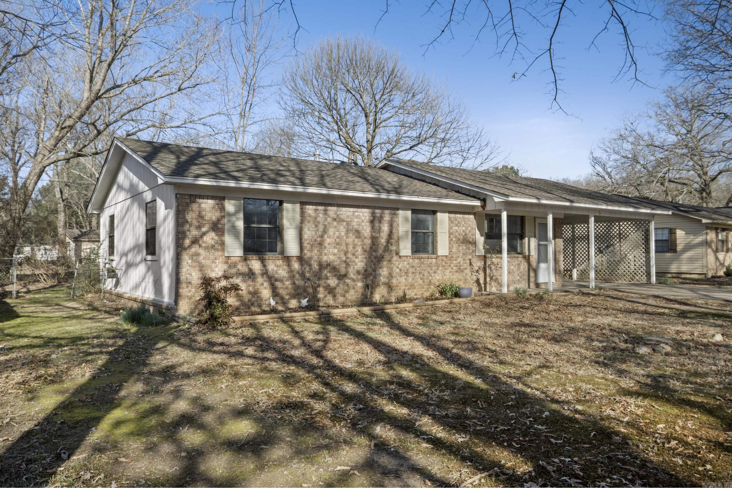 1401  Doris  Searcy, AR
