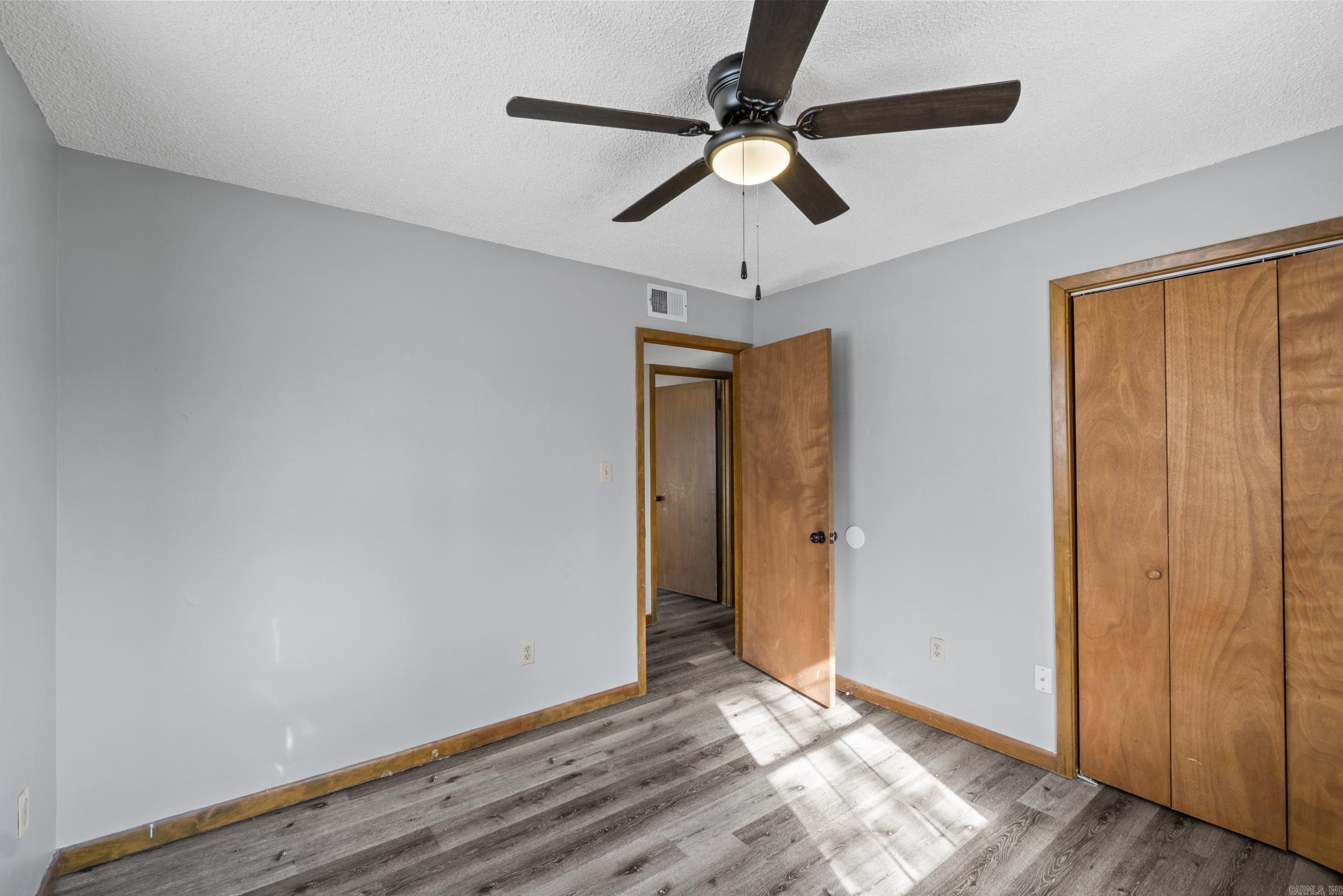 1401  Doris  Searcy, AR