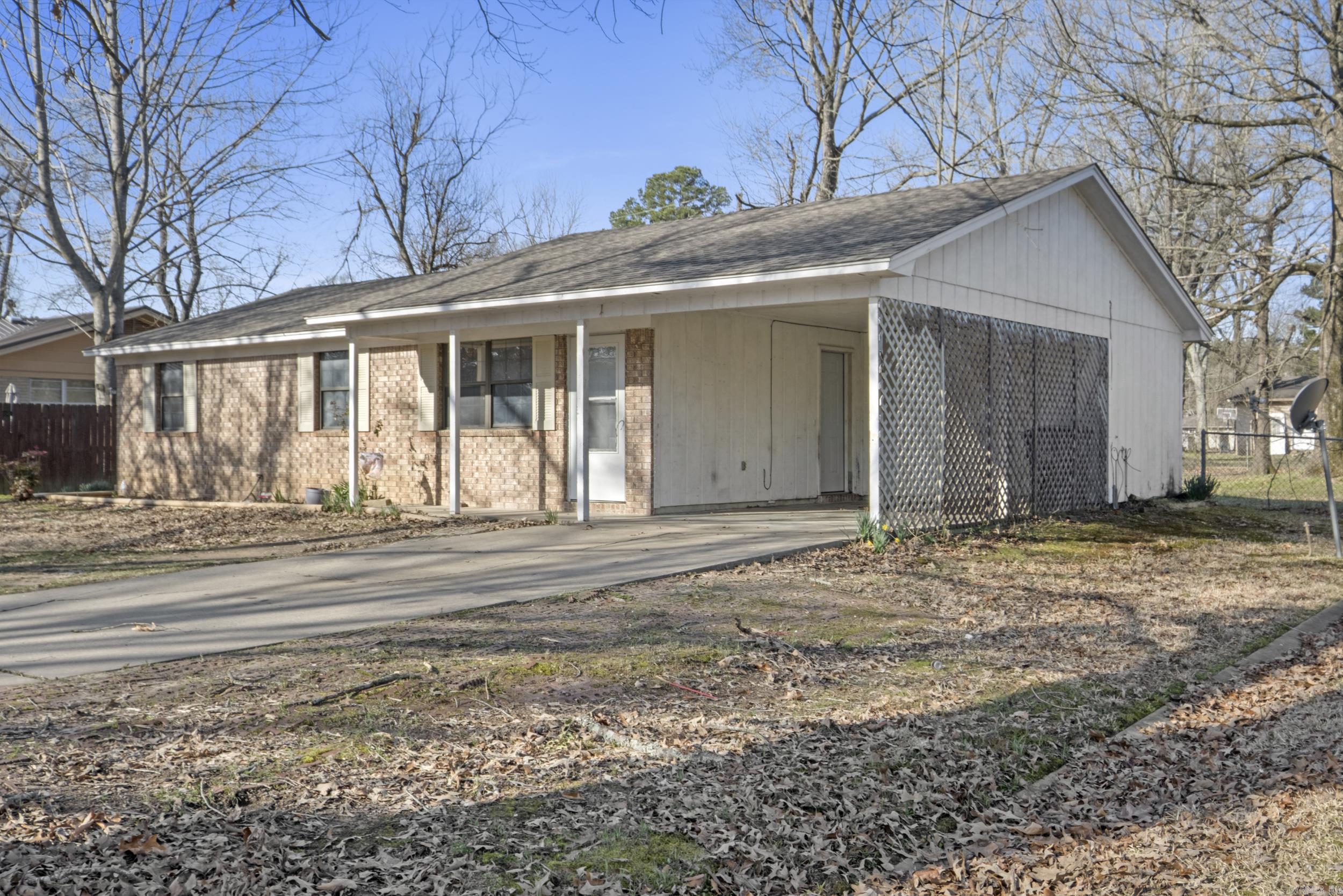 1401  Doris  Searcy, AR