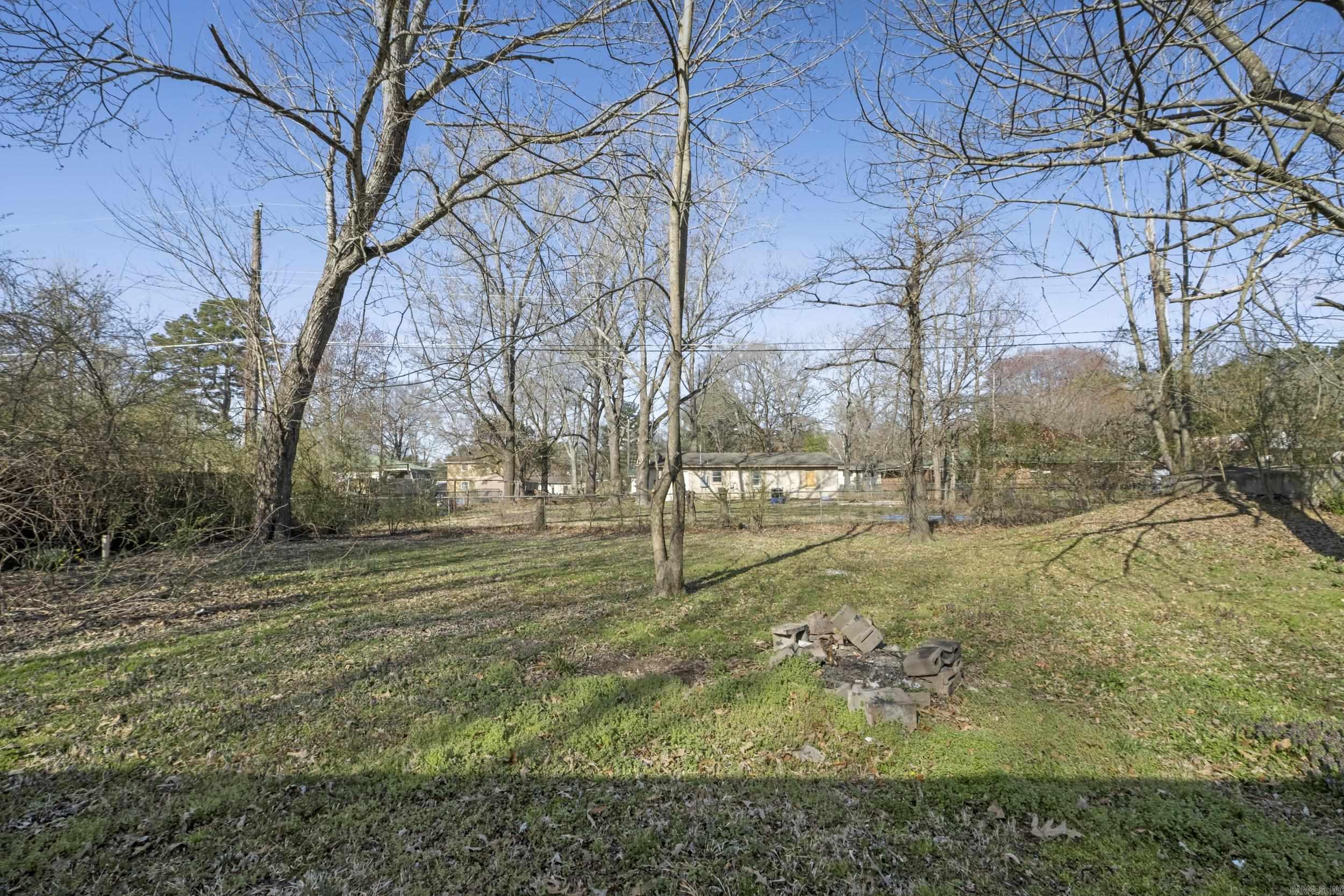 1401  Doris  Searcy, AR