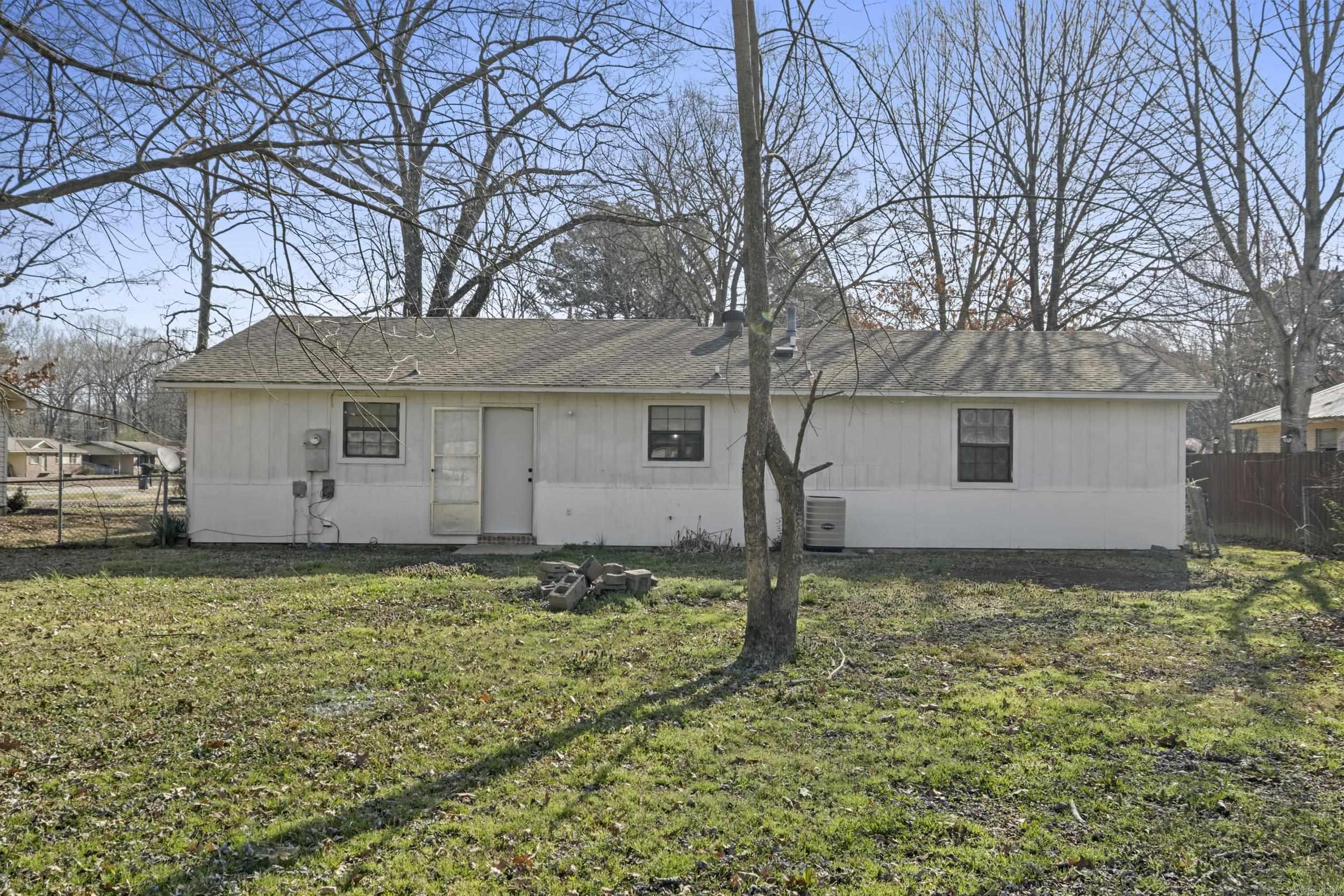 1401  Doris  Searcy, AR