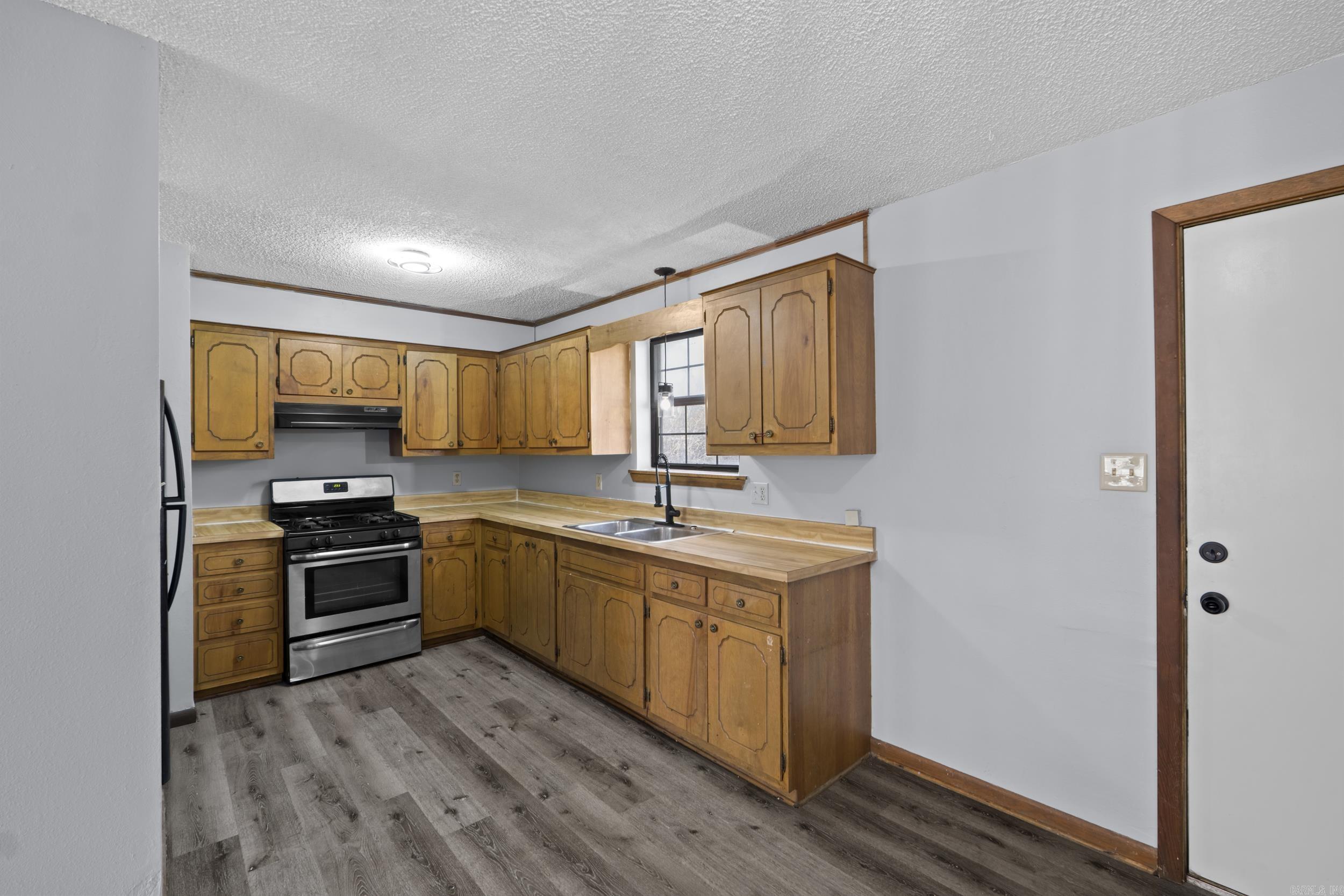 1401  Doris  Searcy, AR