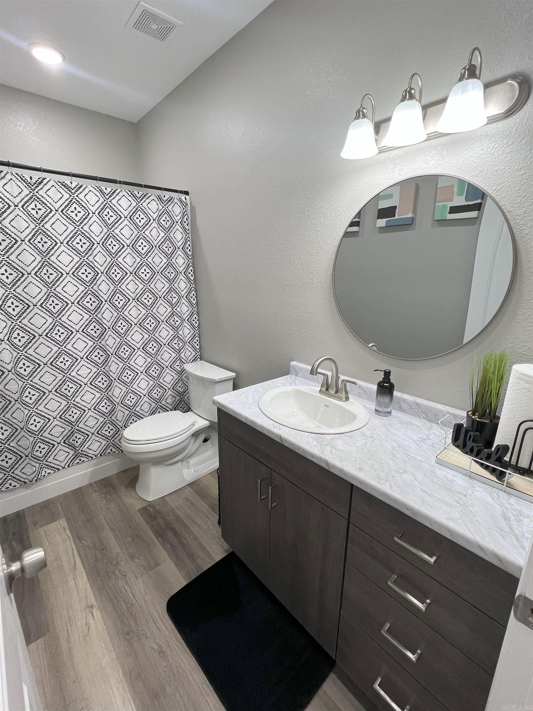 319 N High  Heber Springs, AR