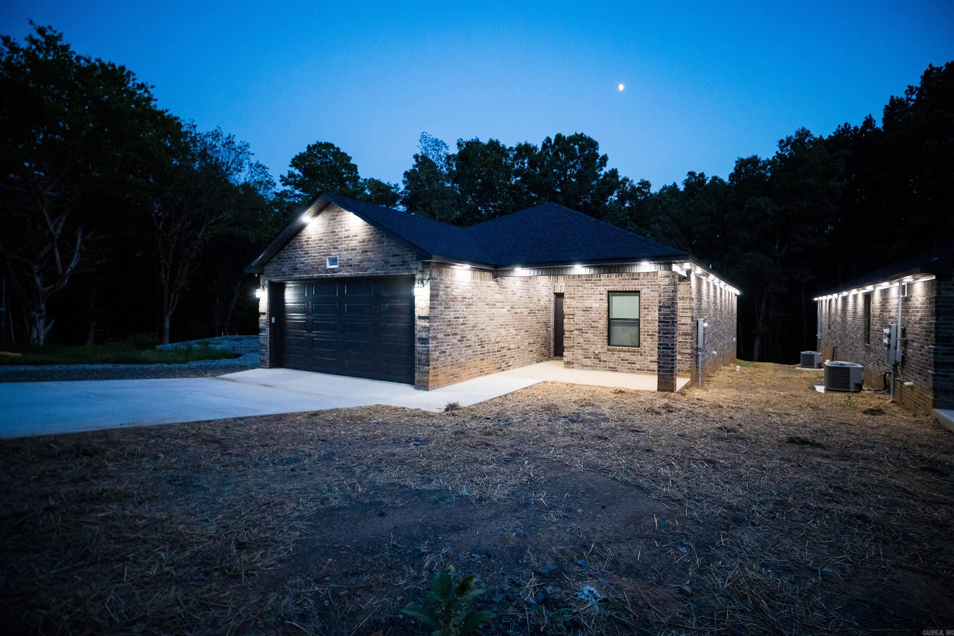 319 N High  Heber Springs, AR