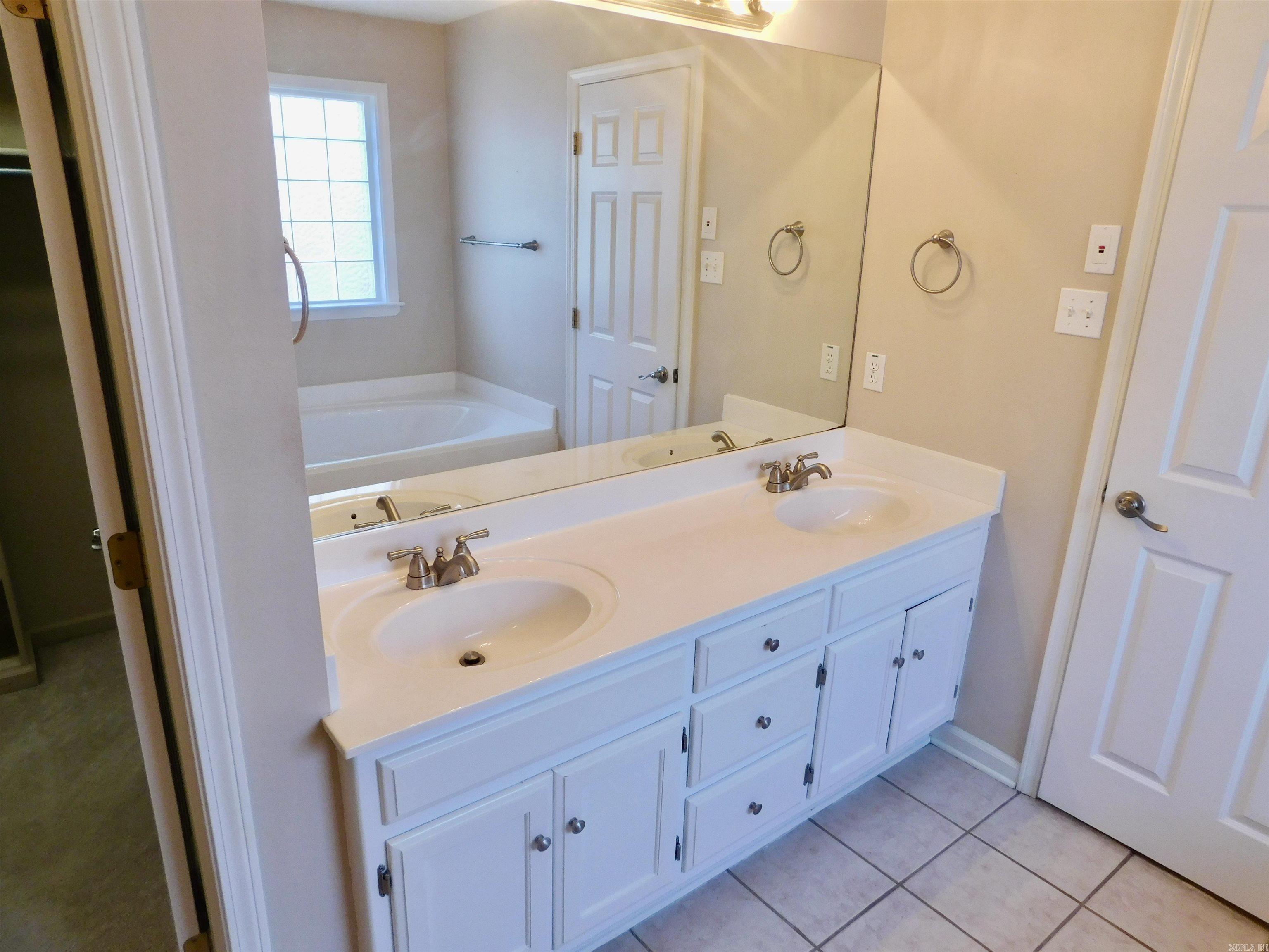 108  Carnelian  Sherwood, AR