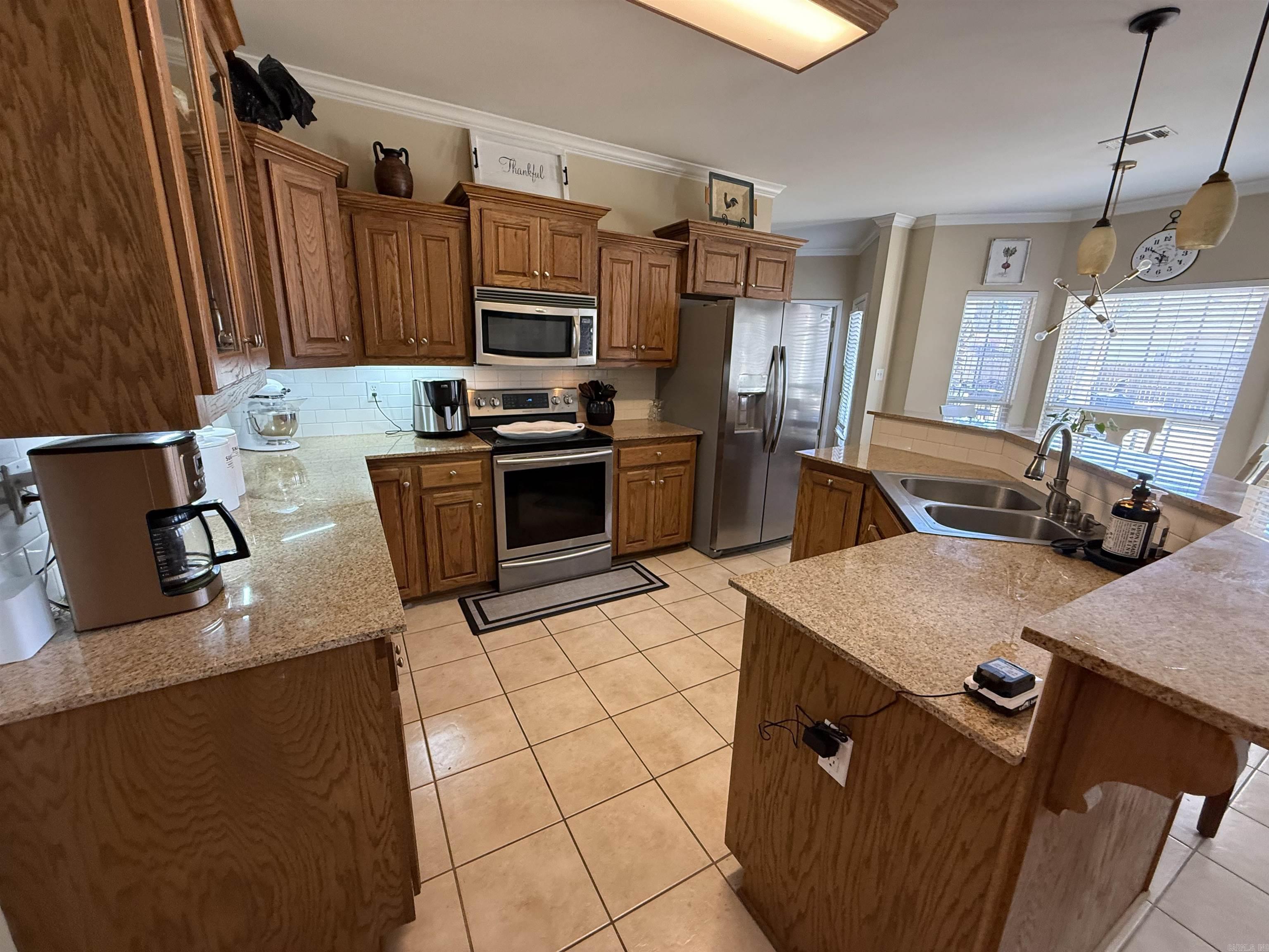 3259  Heritage Farm Drive  Benton, AR