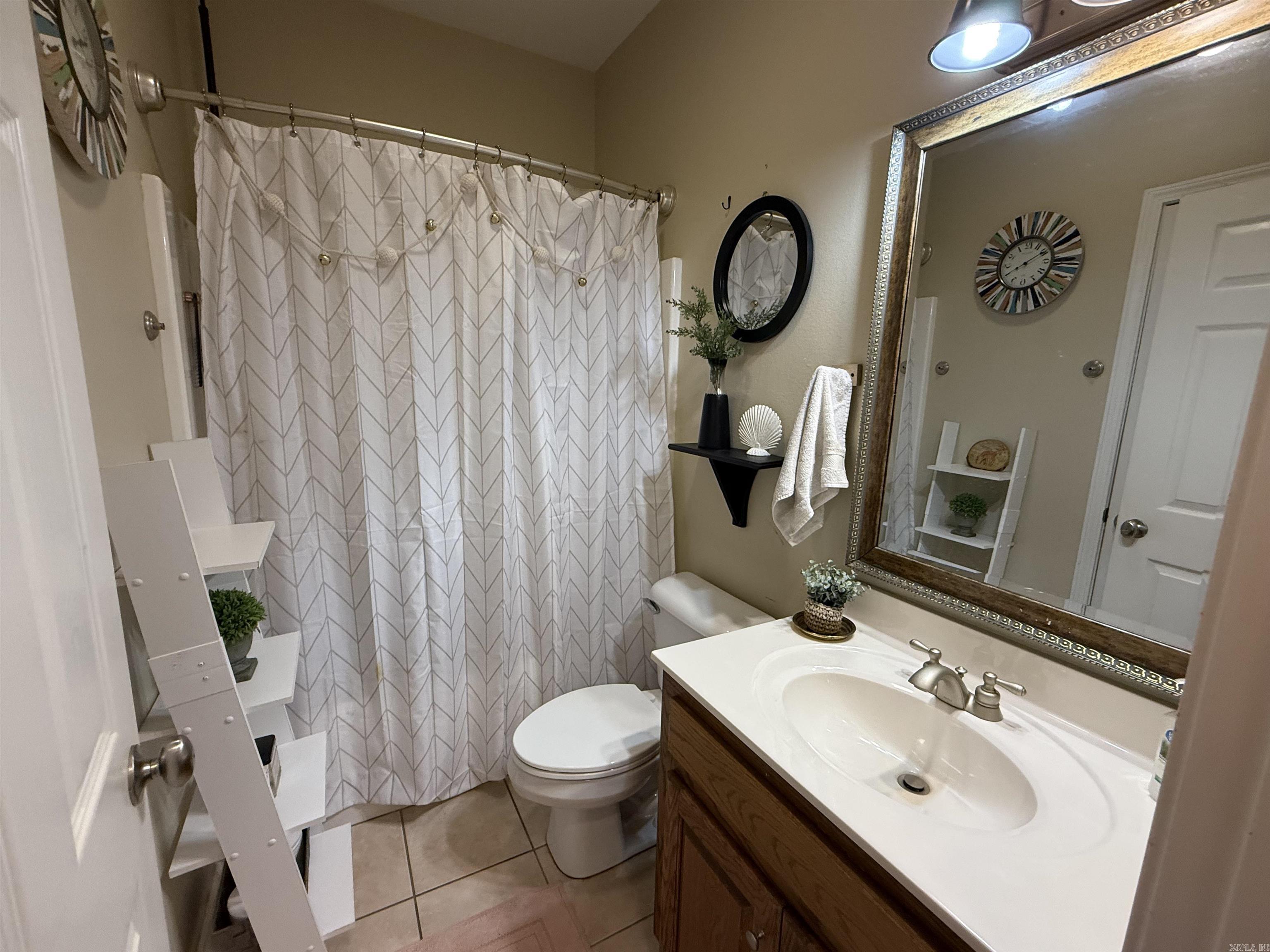 3259  Heritage Farm Drive  Benton, AR