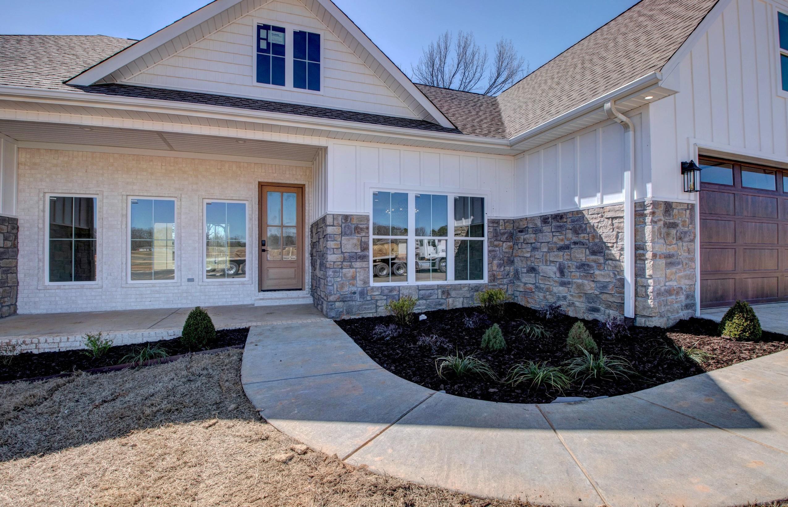 17  Calvados Ct  Cabot, AR