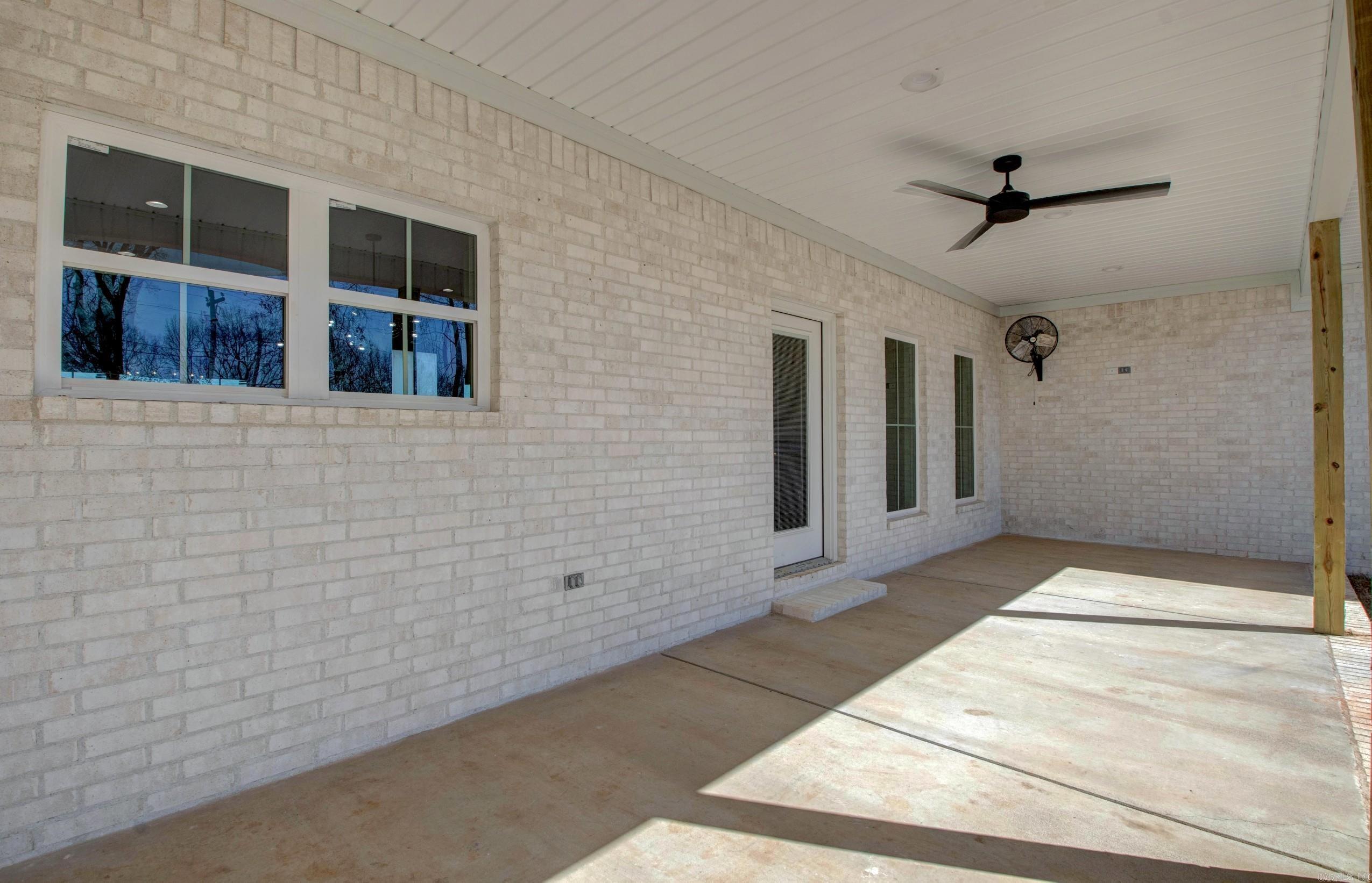 17  Calvados Ct  Cabot, AR