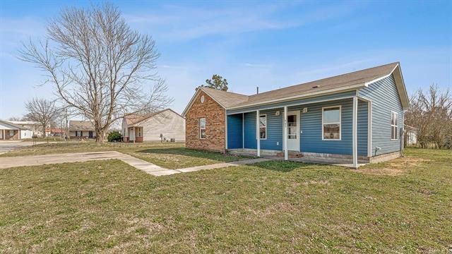 403  Jones  Harrisburg, AR