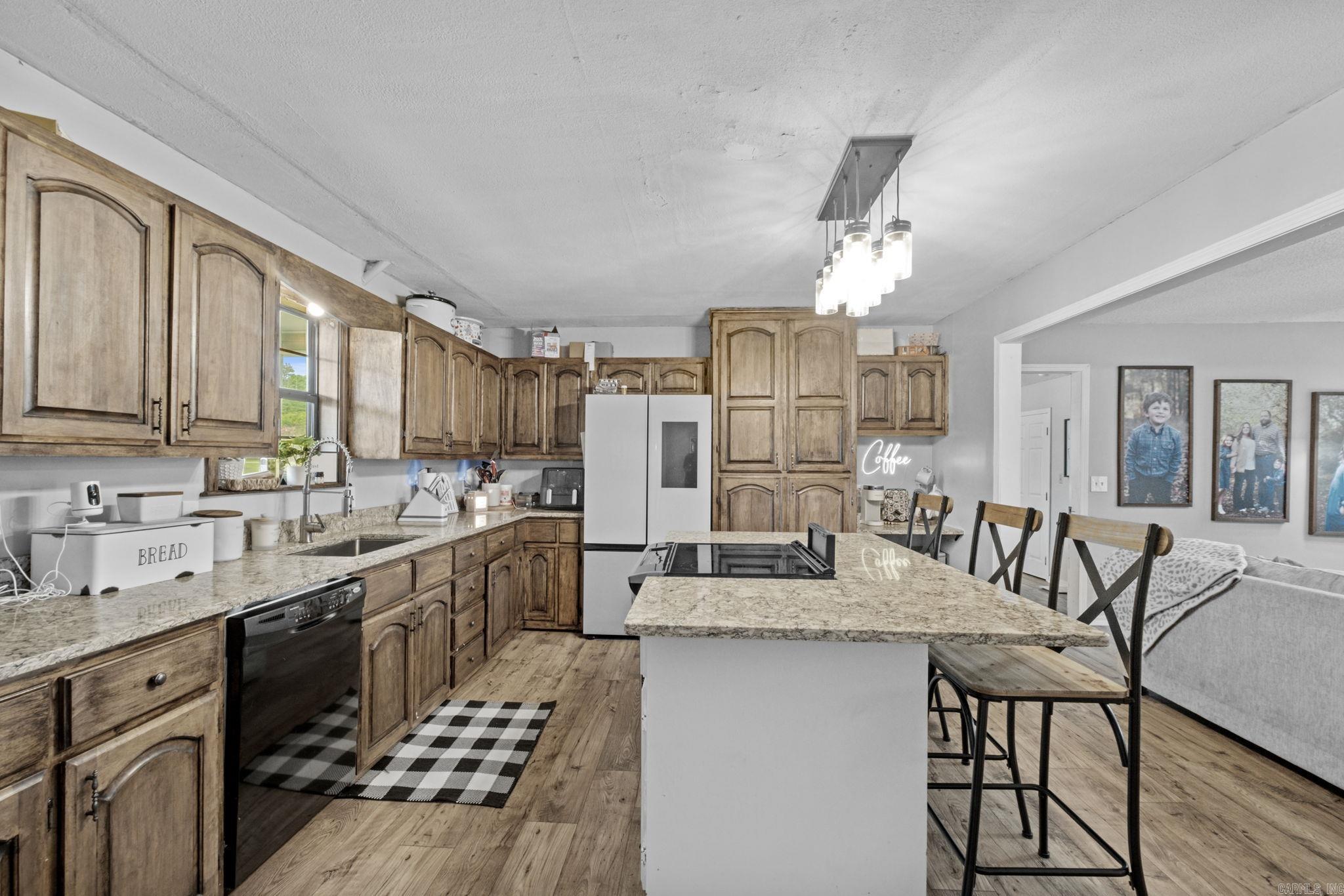 877  Hwy 258  Bald Knob, AR