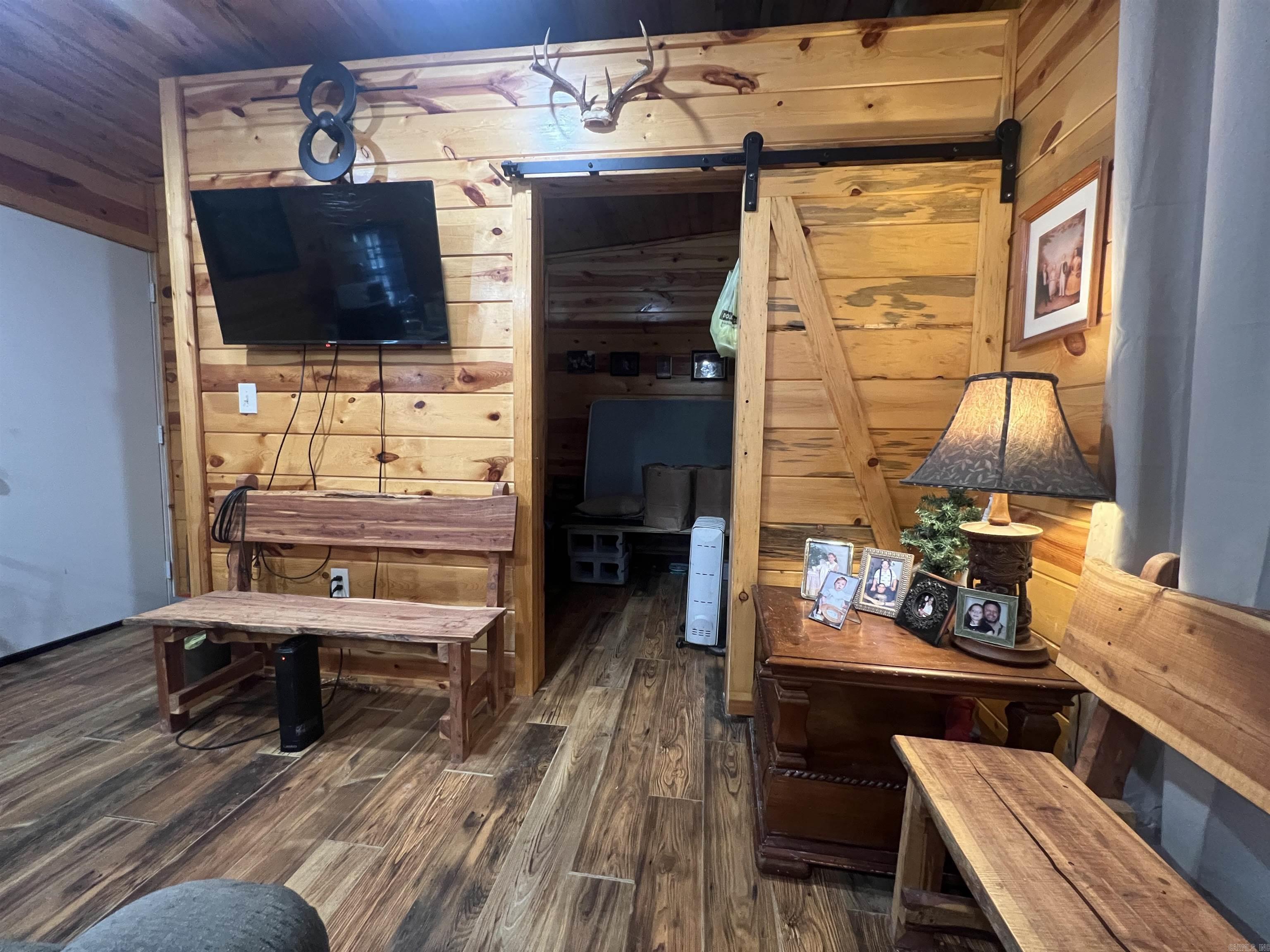 24342  Dreamy Oaks Dr.  Paron, AR