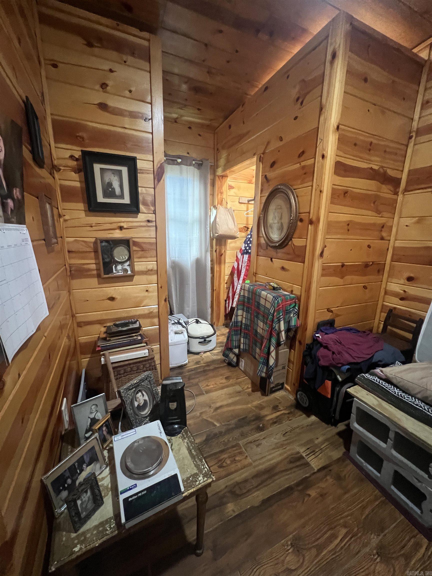 24342  Dreamy Oaks Dr.  Paron, AR