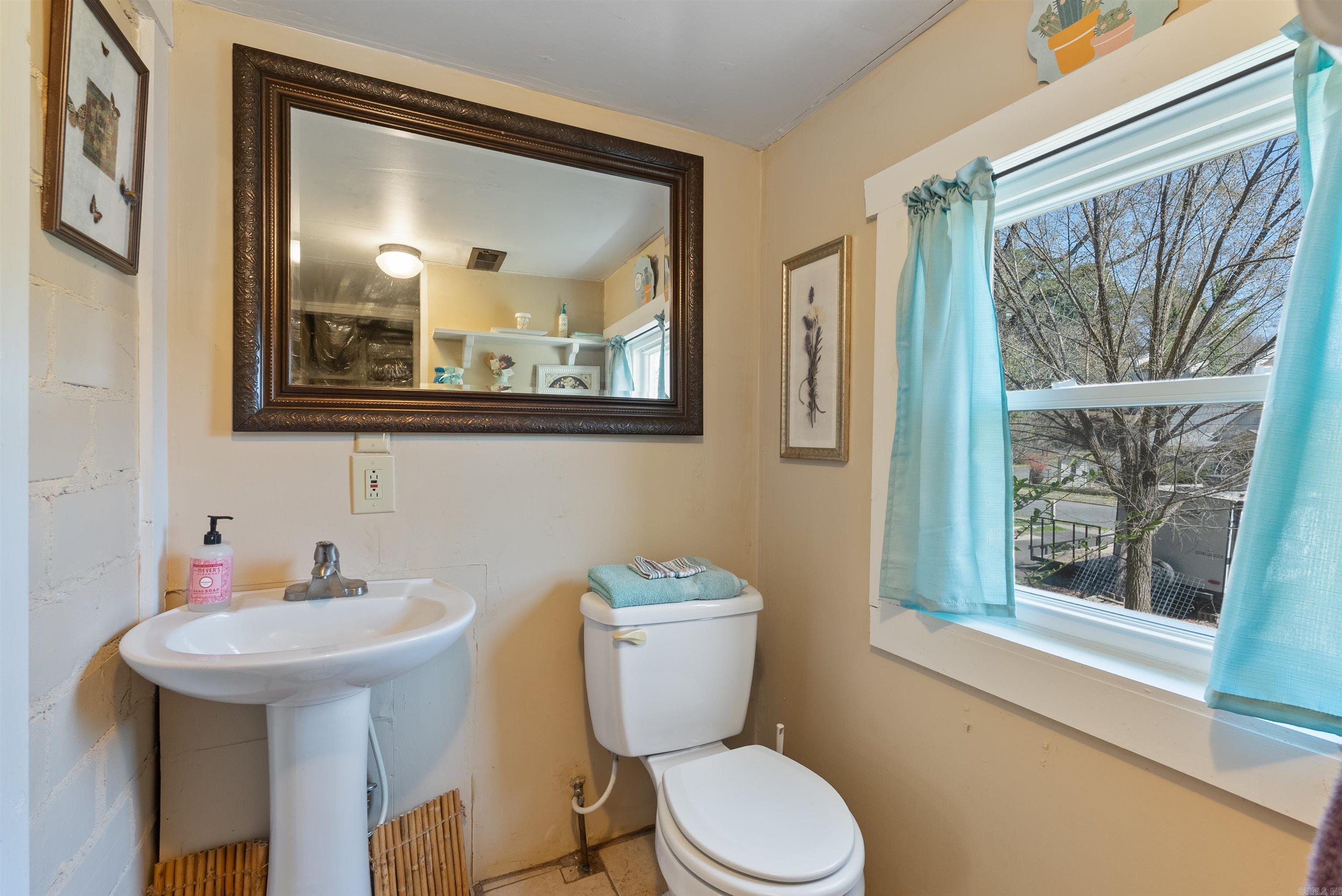 206  Westbrook St  Hot Springs, AR