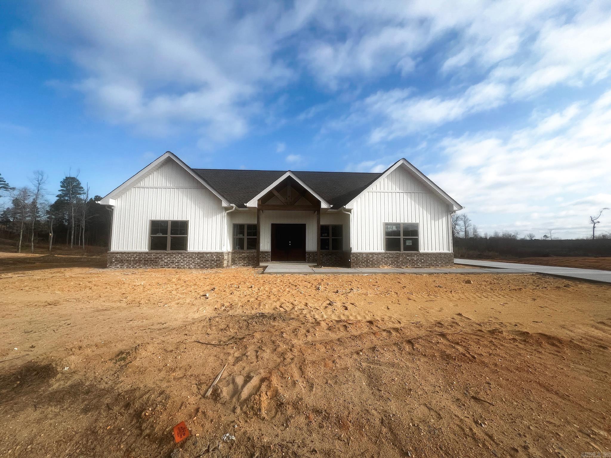 1016  Duke  Bauxite, AR
