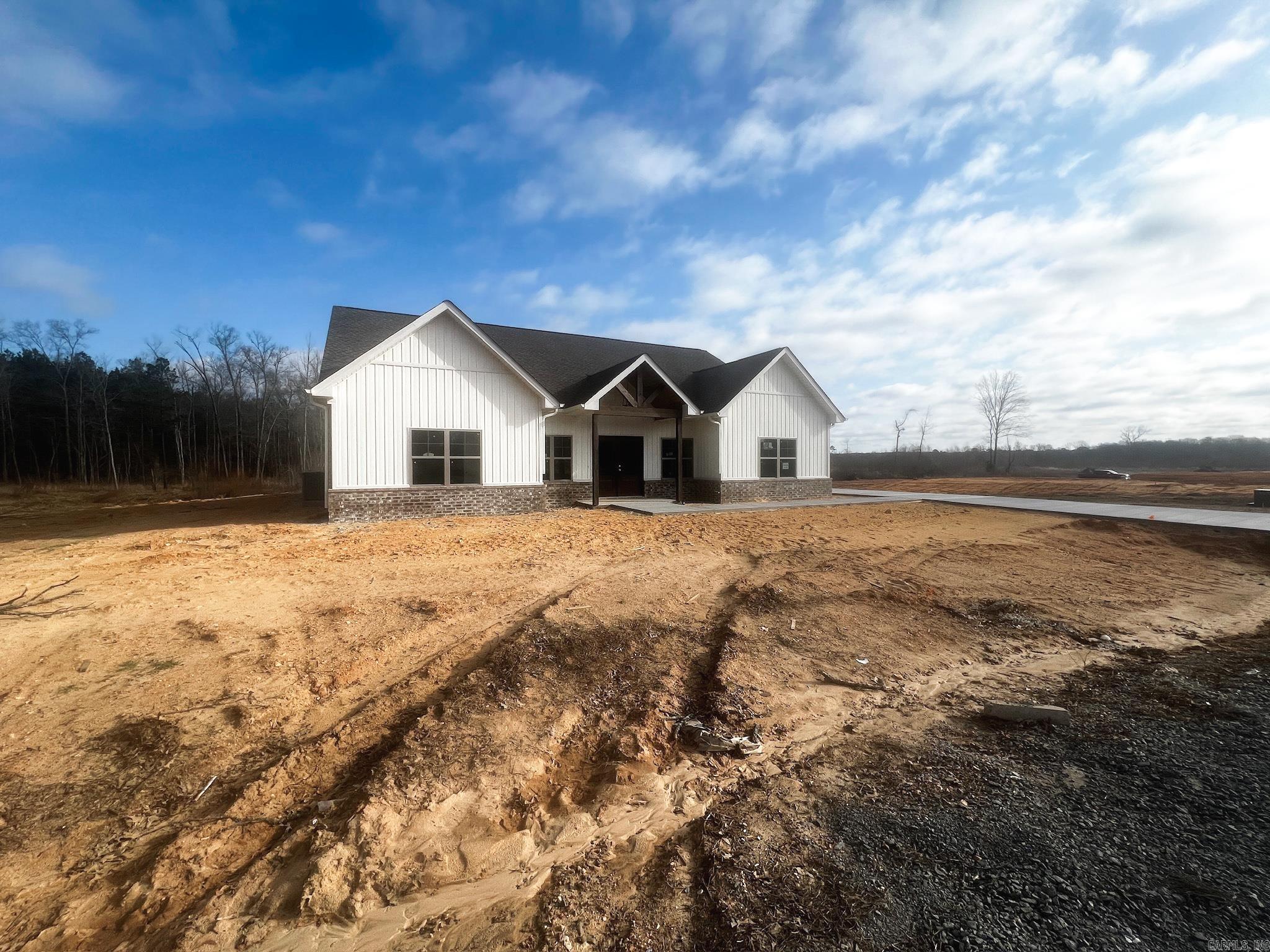 1016  Duke  Bauxite, AR