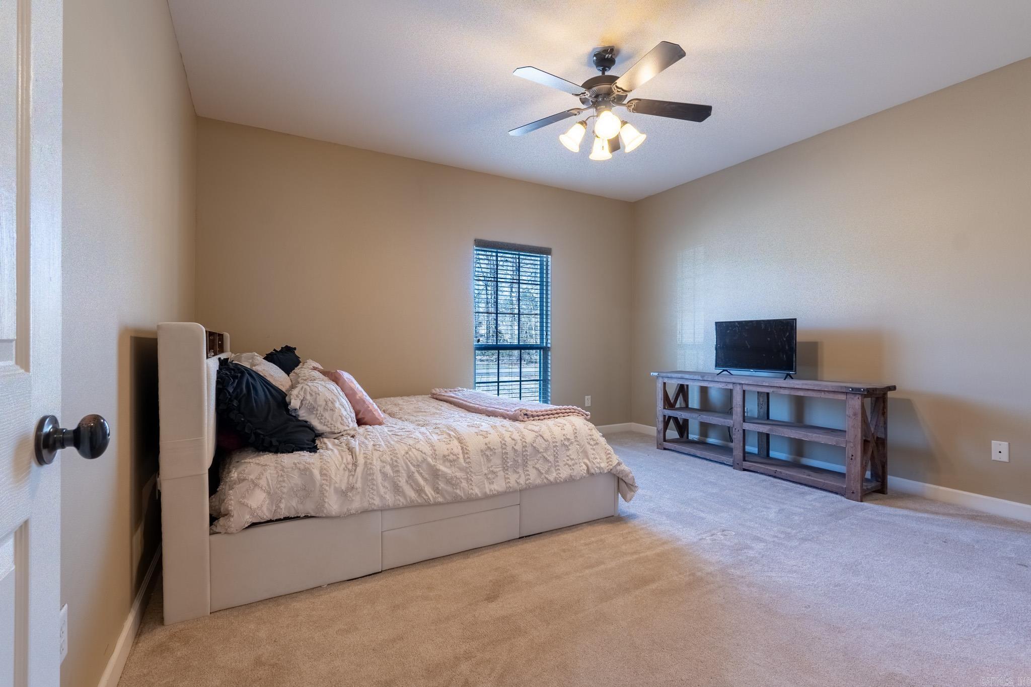 14  Cobblestone  Greenbrier, AR