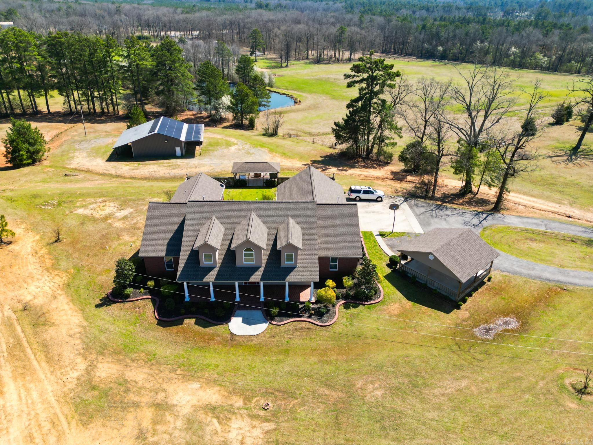 588  Old Highway 13  Monticello, AR