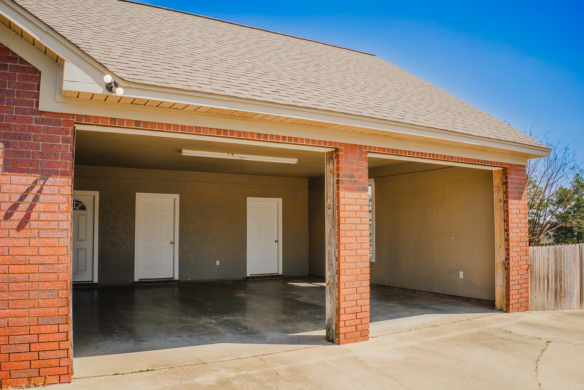 588  Old Highway 13  Monticello, AR