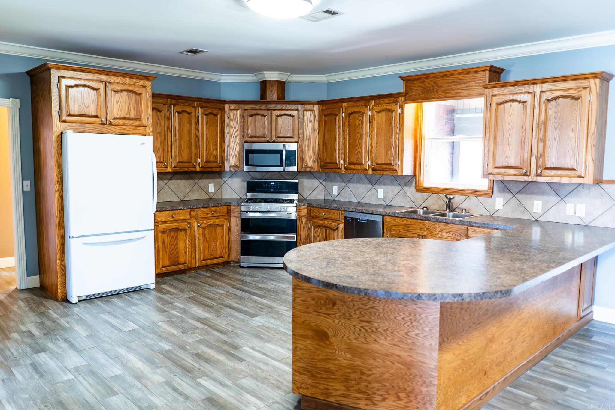 588  Old Highway 13  Monticello, AR