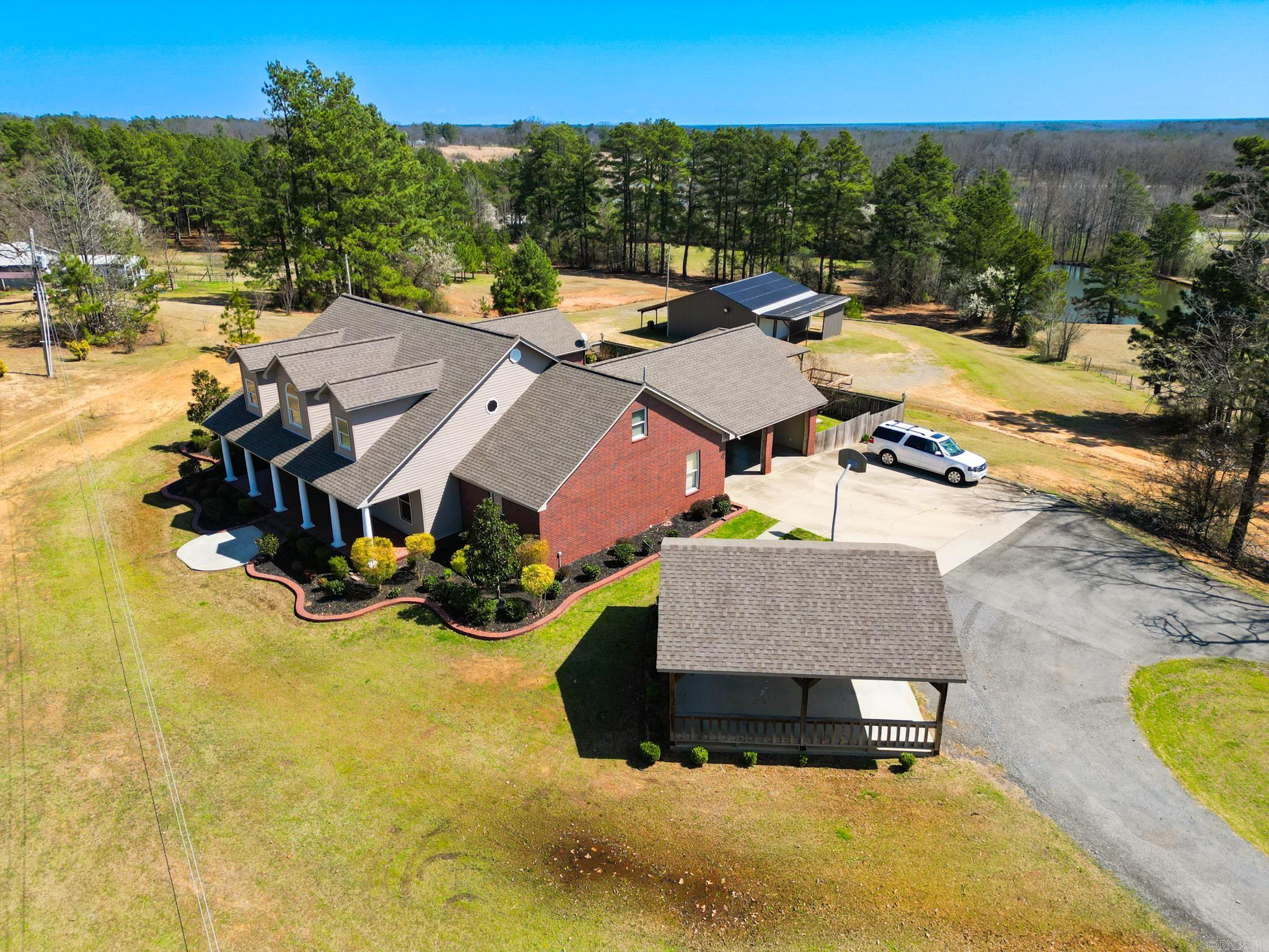 588  Old Highway 13  Monticello, AR